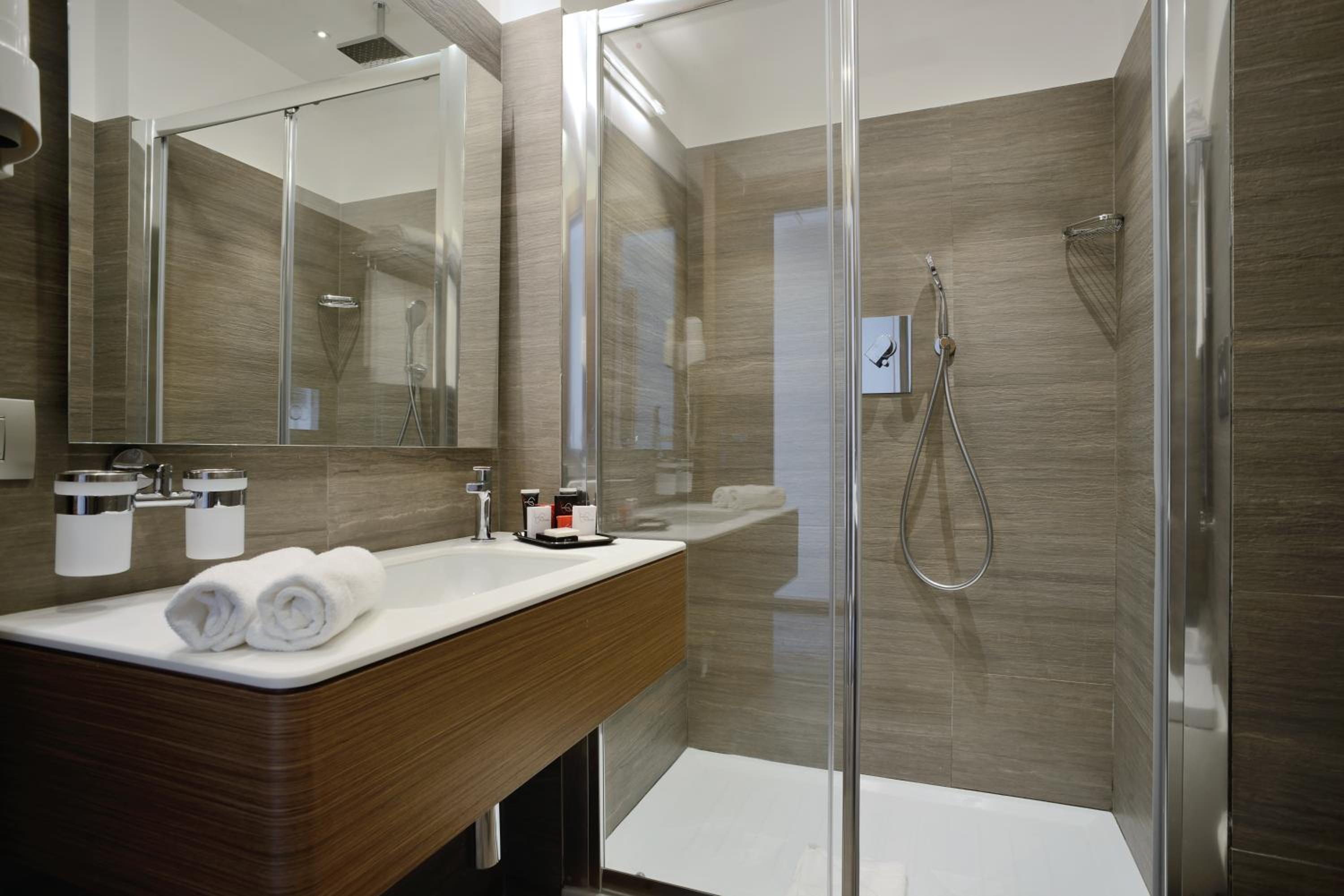 Double or Twin Room photo 2
