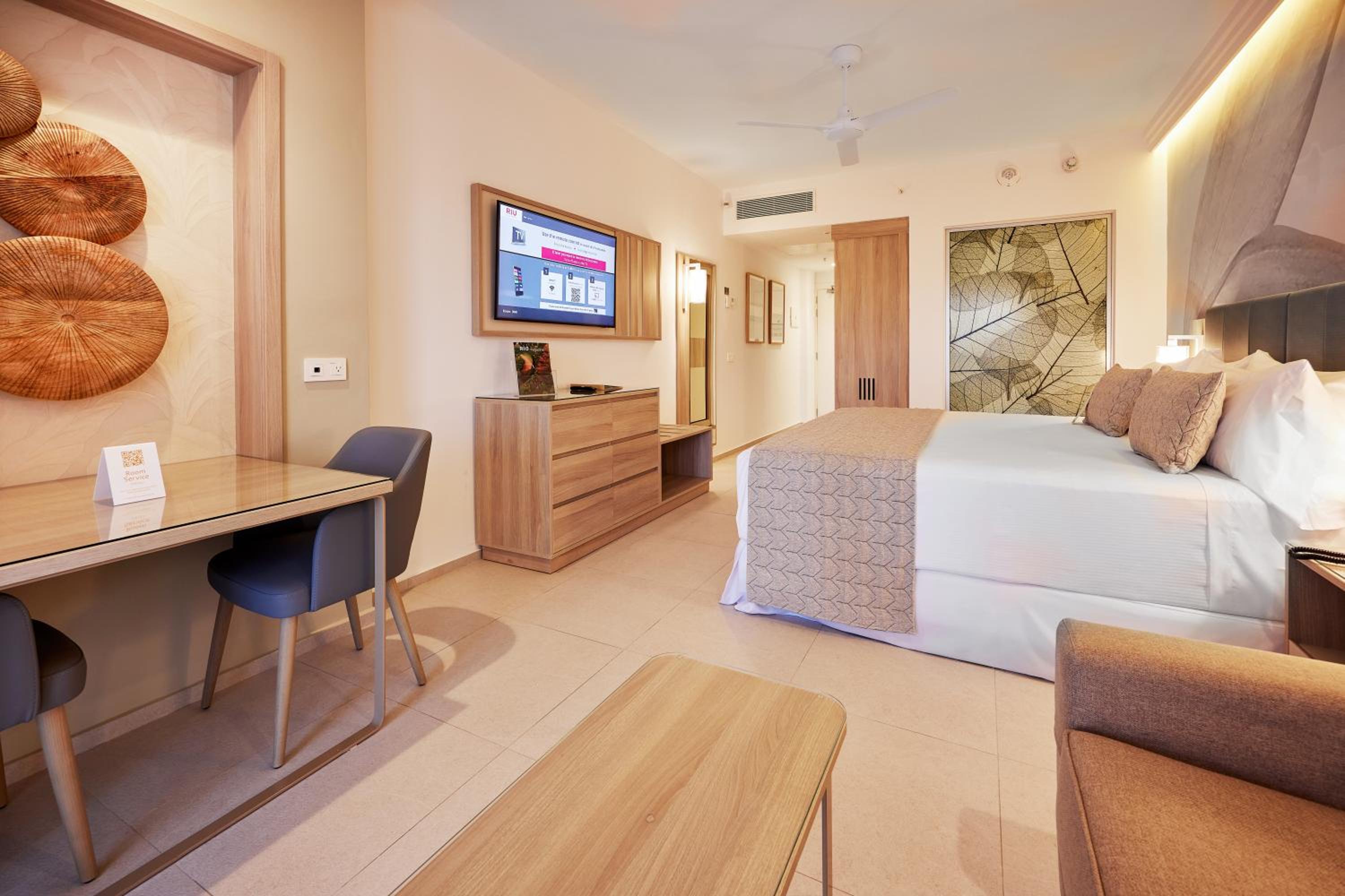 Junior Suite Deluxe photo 2