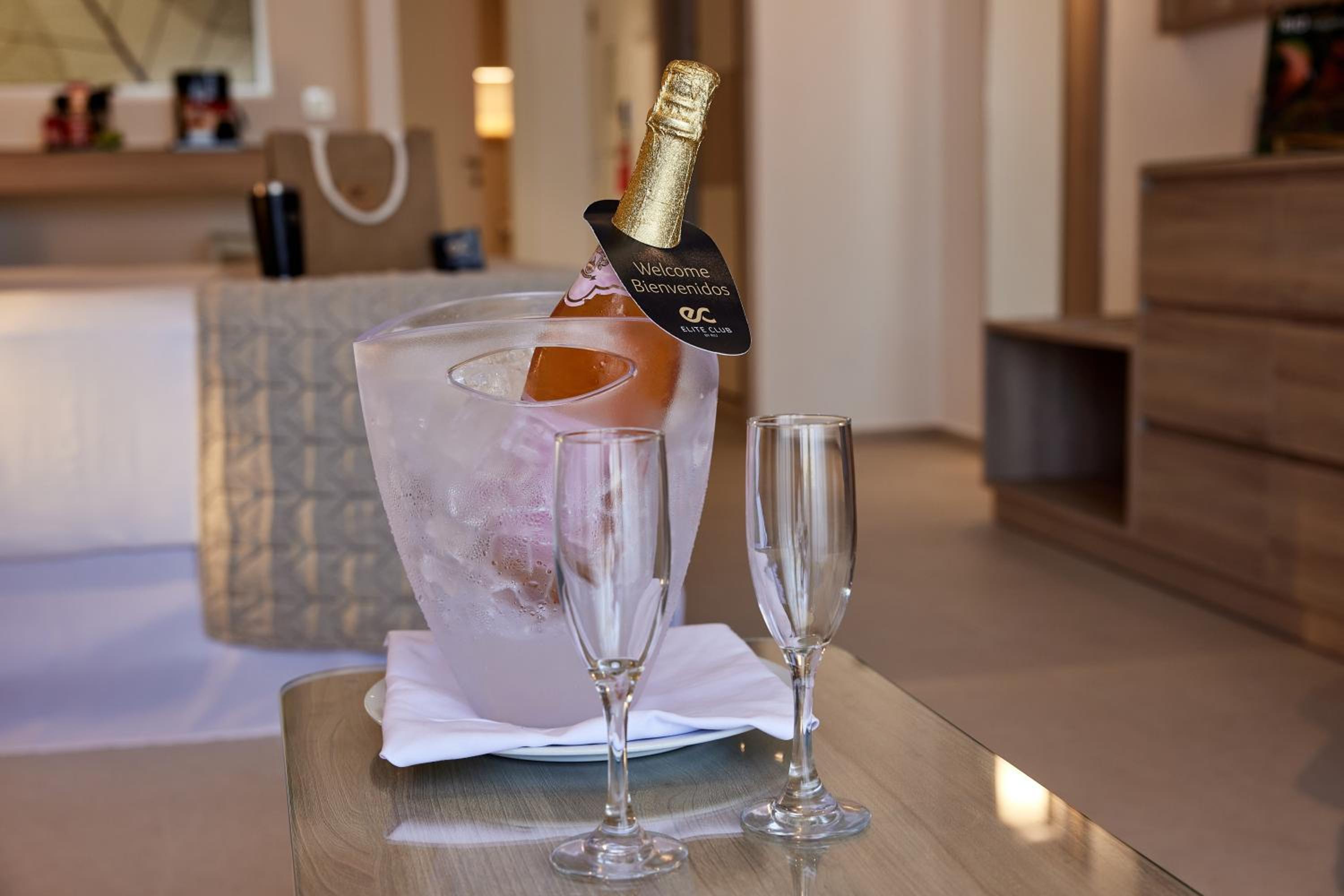 Junior Suite Deluxe - Elite Club