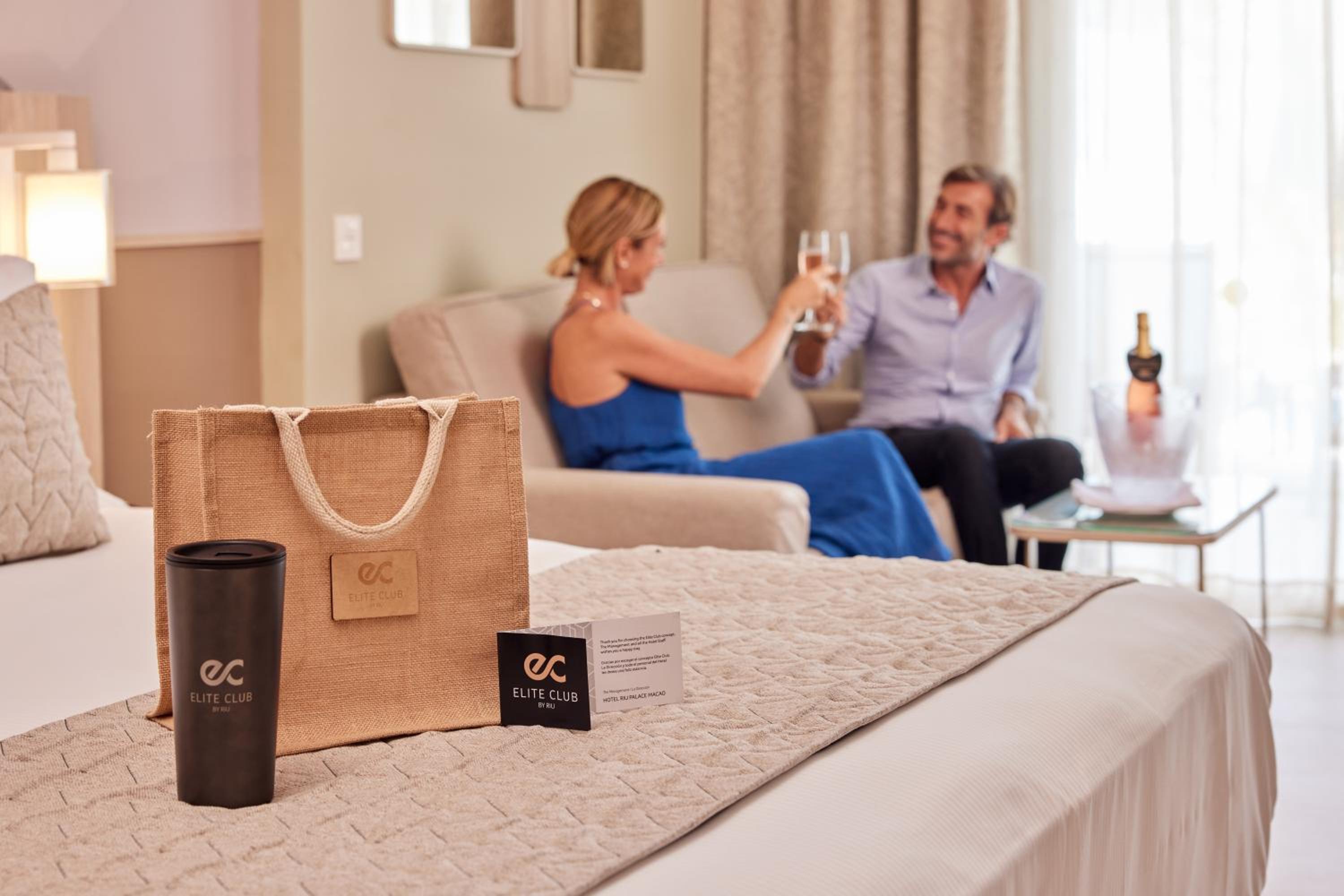 Junior Suite Deluxe Ocean View - Elite Club
