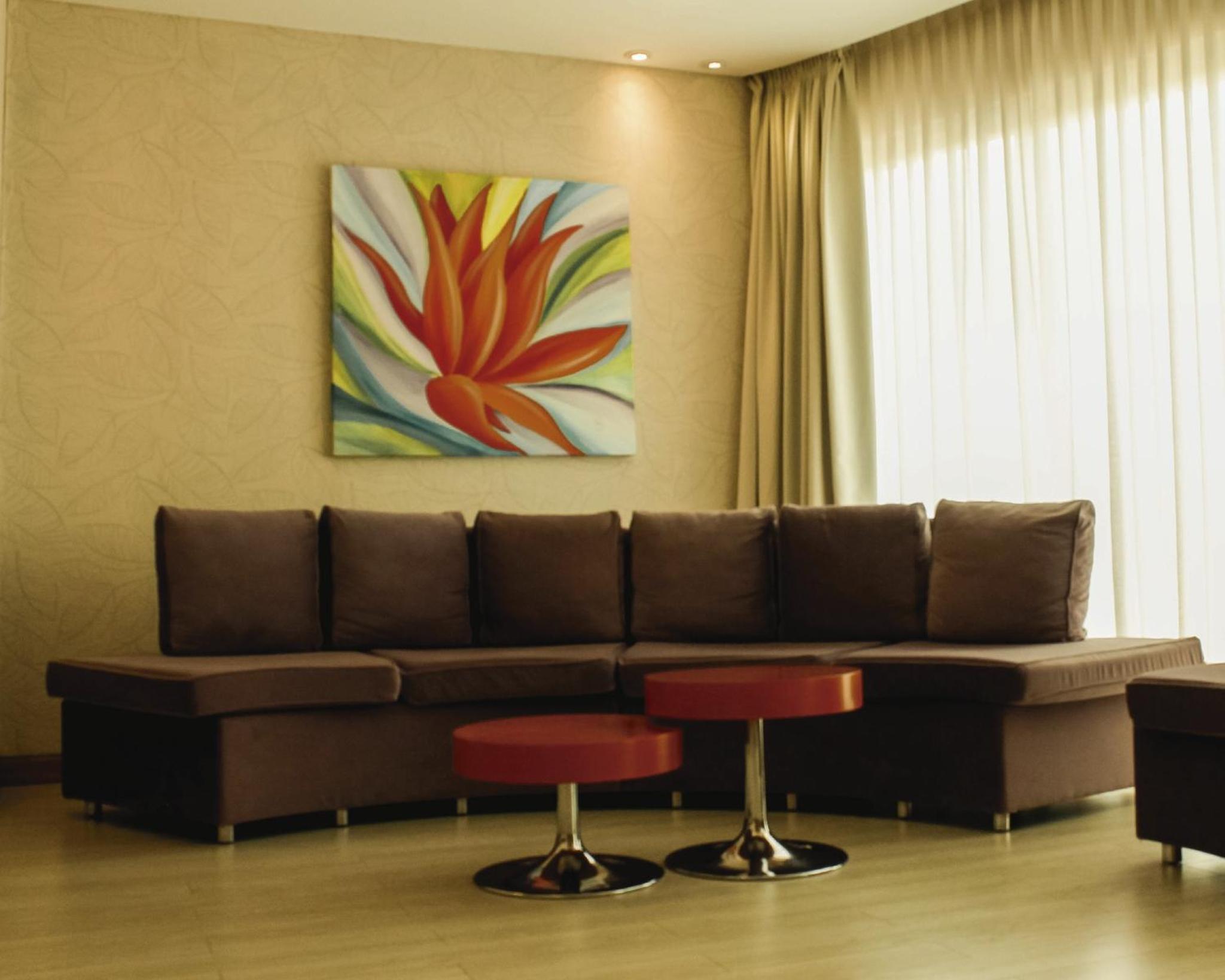 Deluxe Suite photo 3
