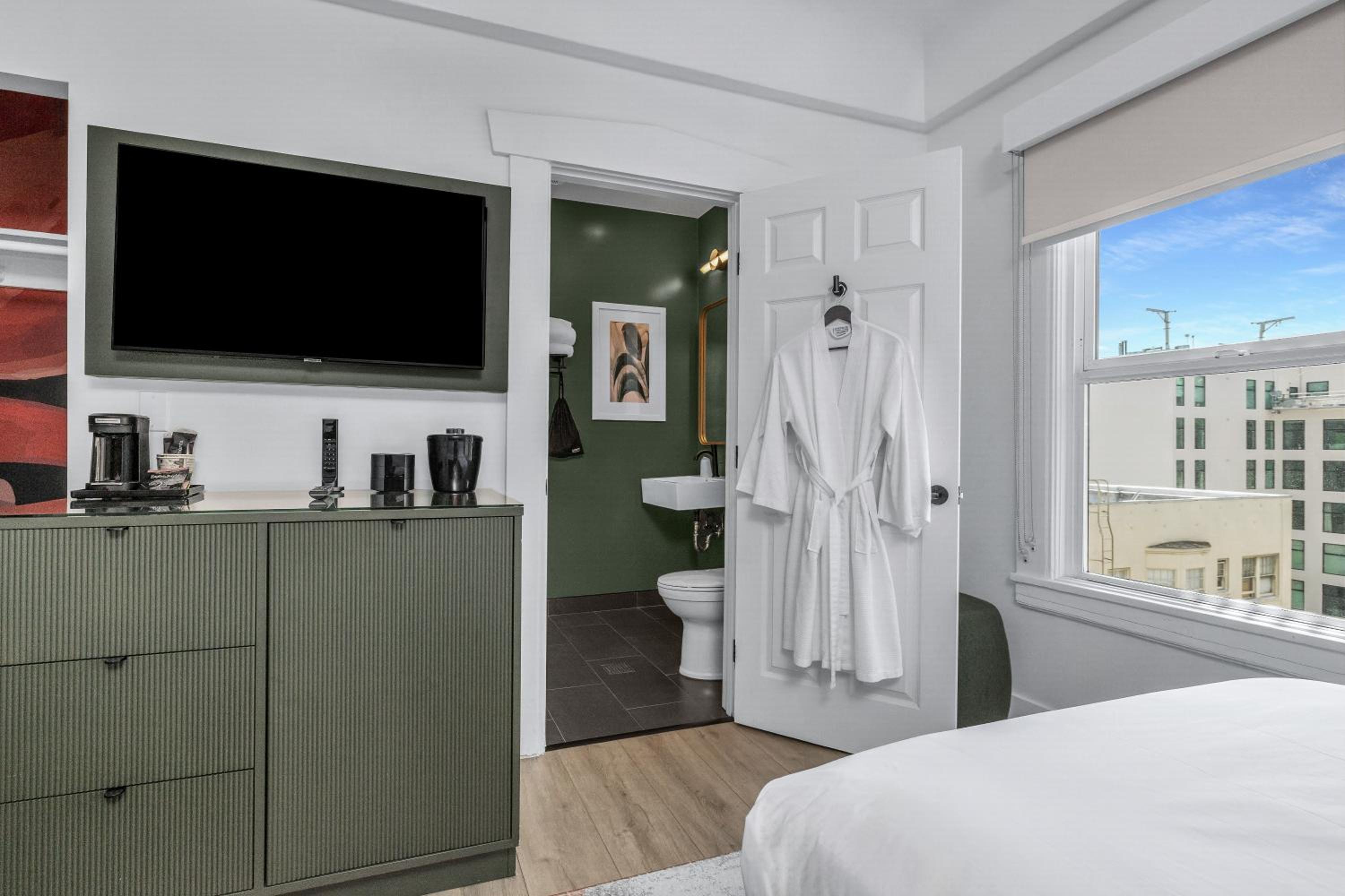 Two Double Beds photo 3
