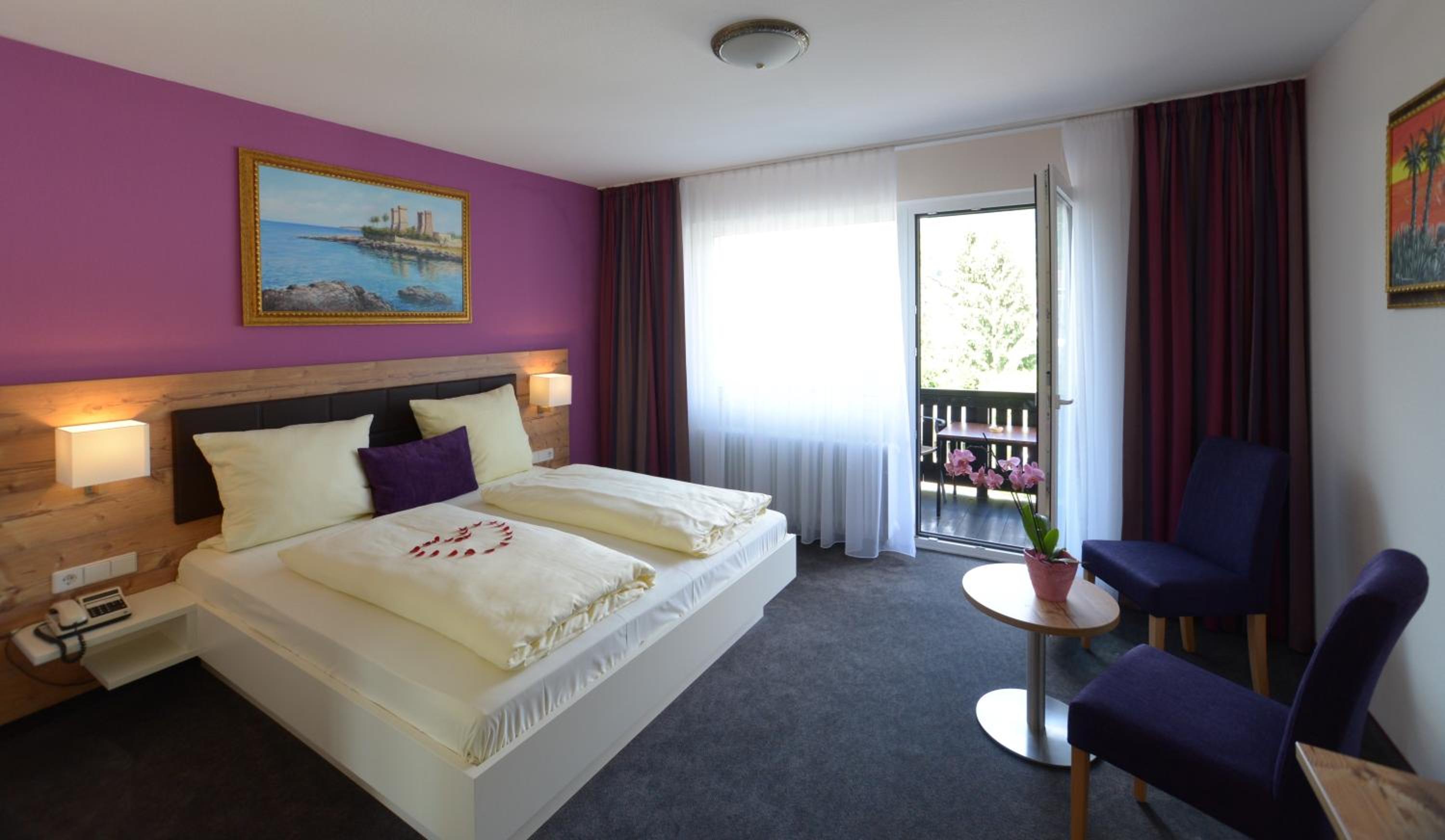 Standard Double Room - Photo 10