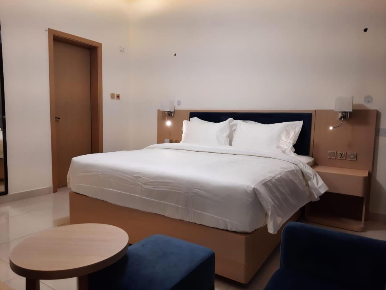 Twin Room with Mountain View photo 2