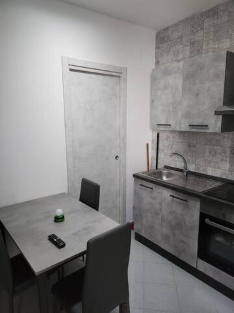 One-Bedroom House photo 3