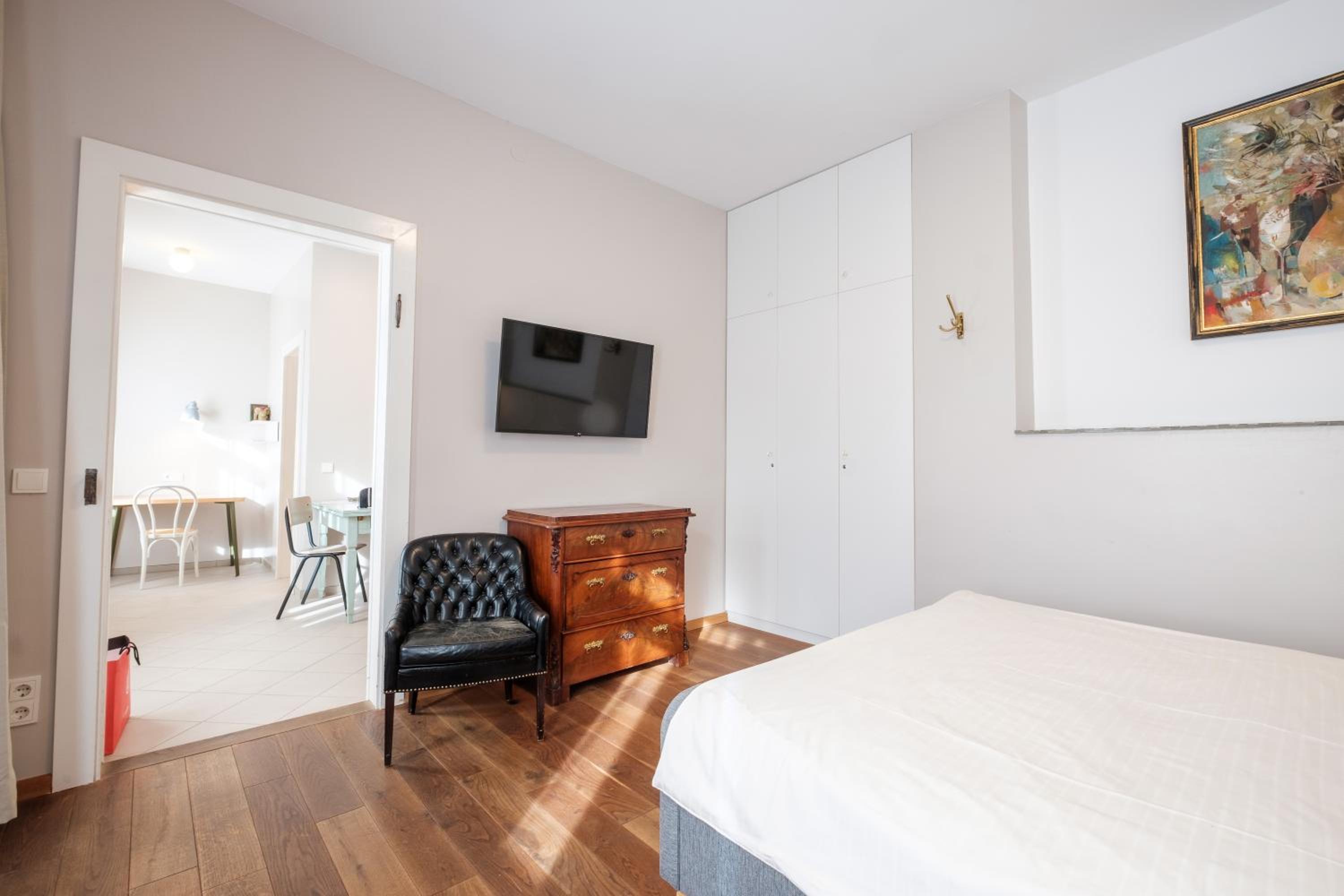 Apartment - Ground Floor photo 3
