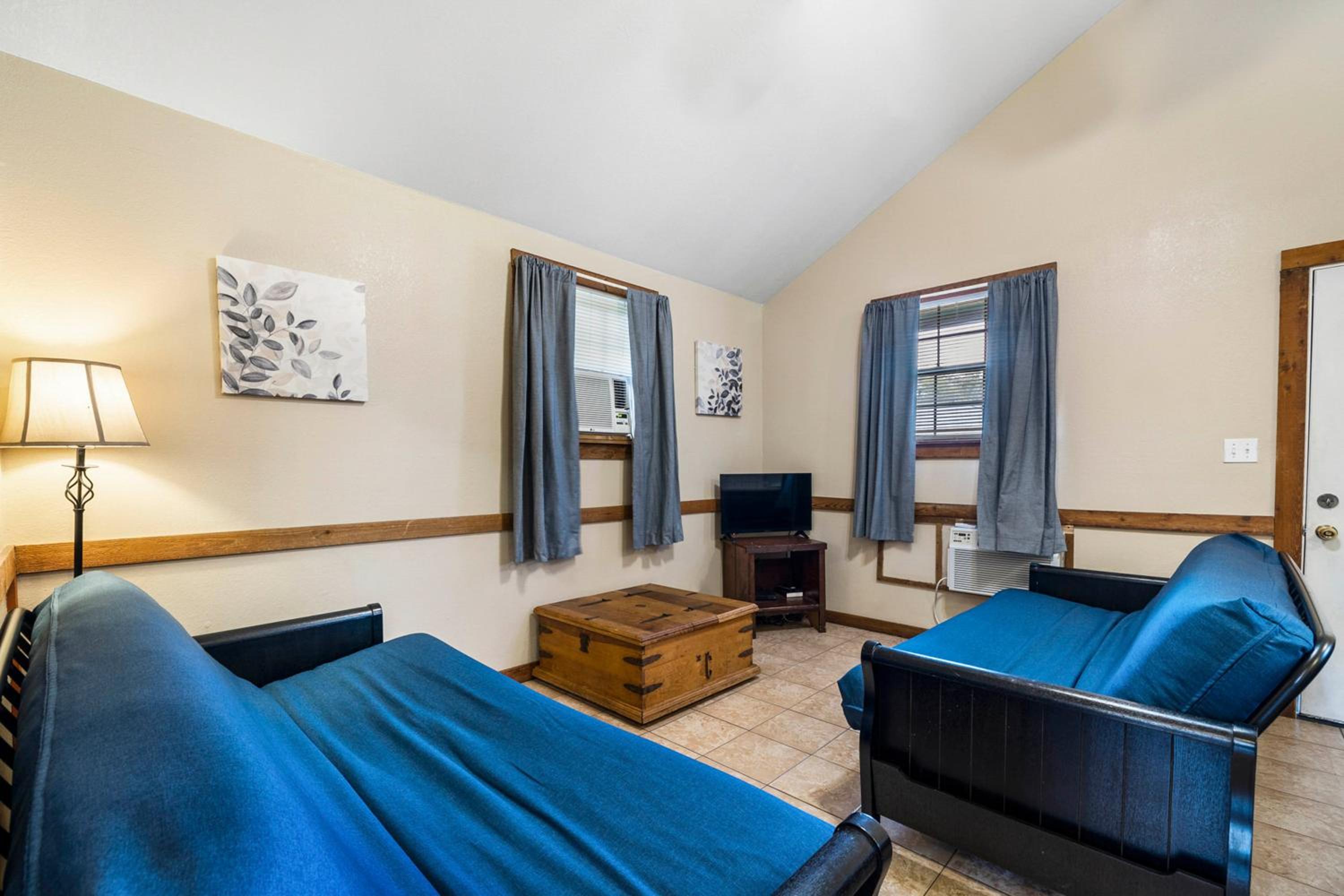 Superior Suite - Photo 2