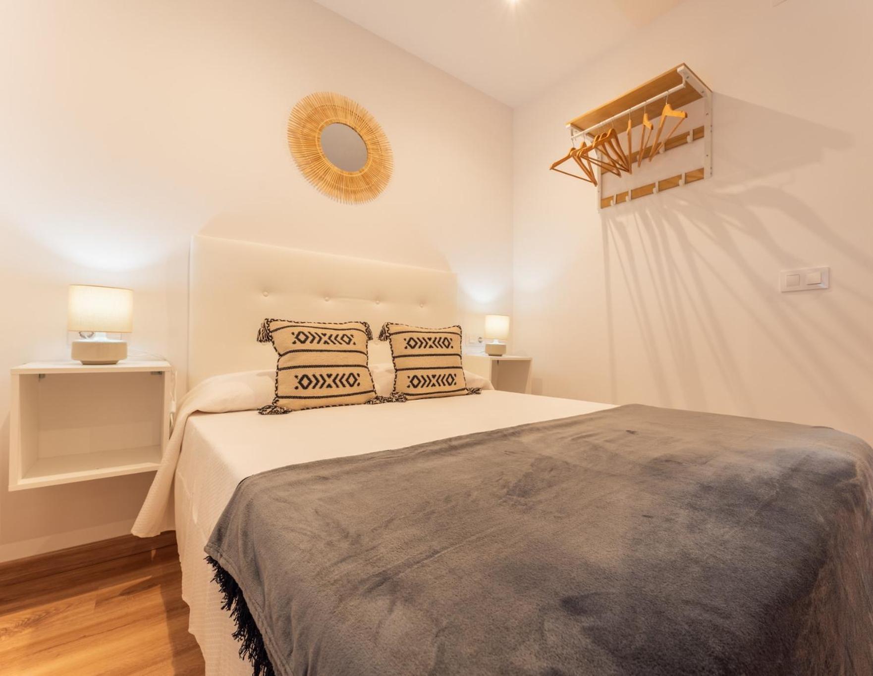 Estudio con sofá cama