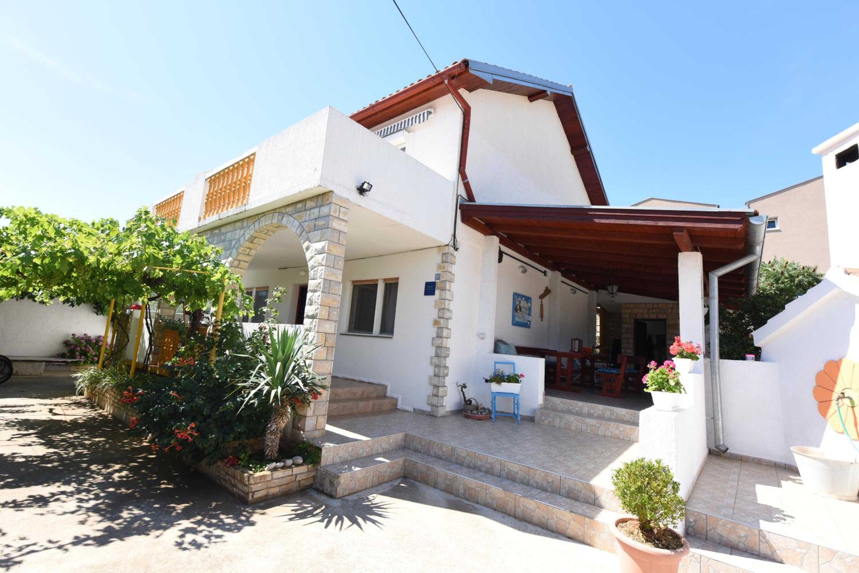 One-Bedroom Apartment with Terrace (3 Adults) - Photo 14