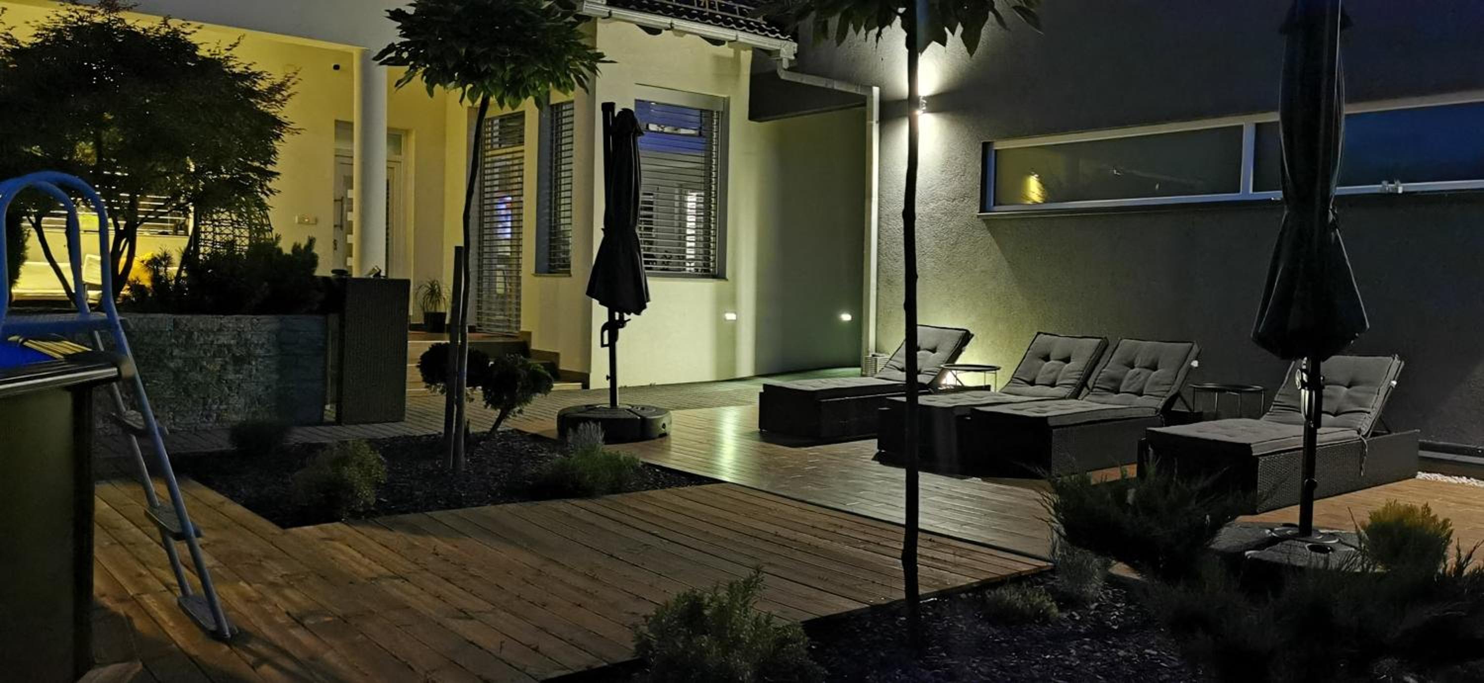 Three-Bedroom Villa photo 2