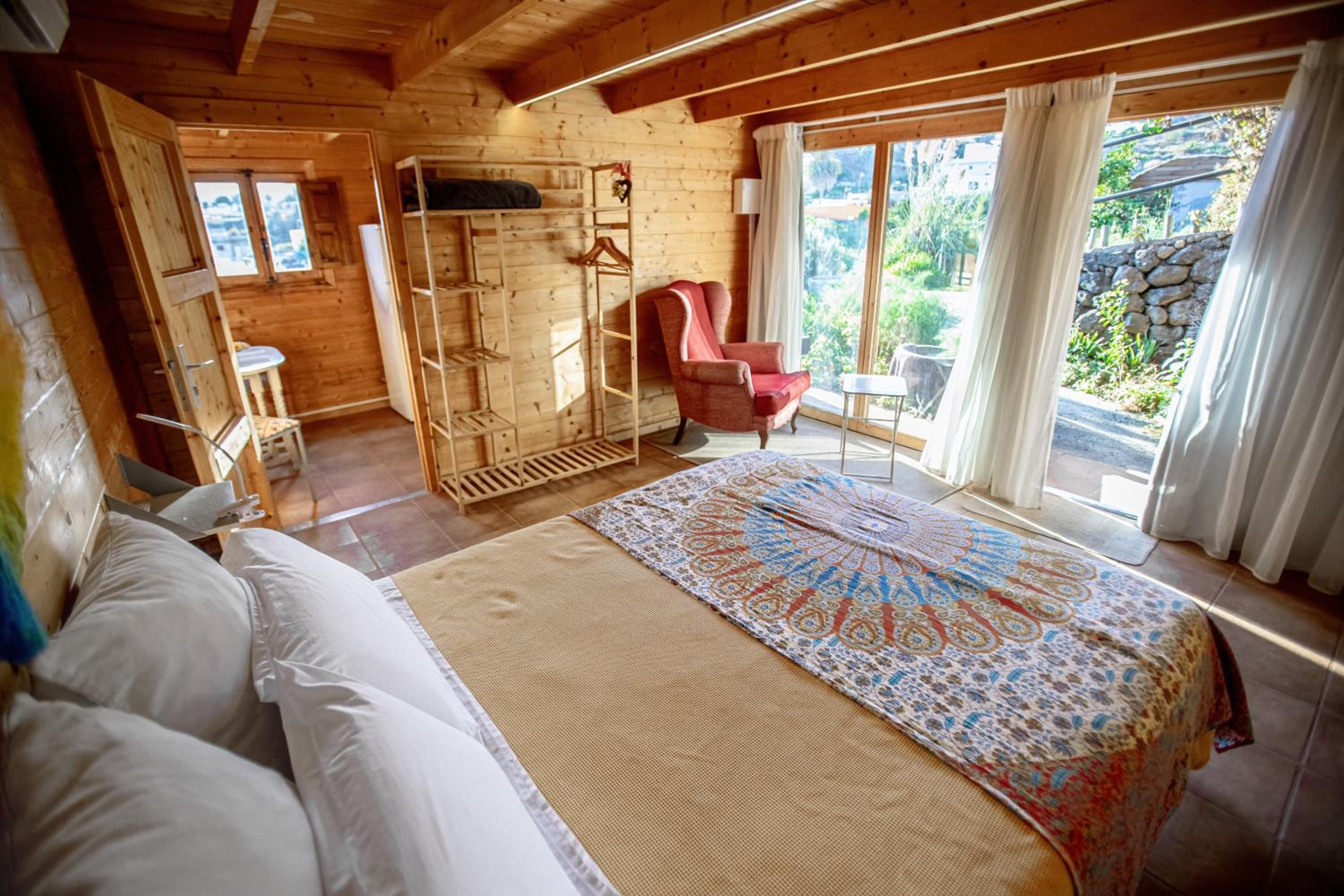 Bungalow con vista al jardín