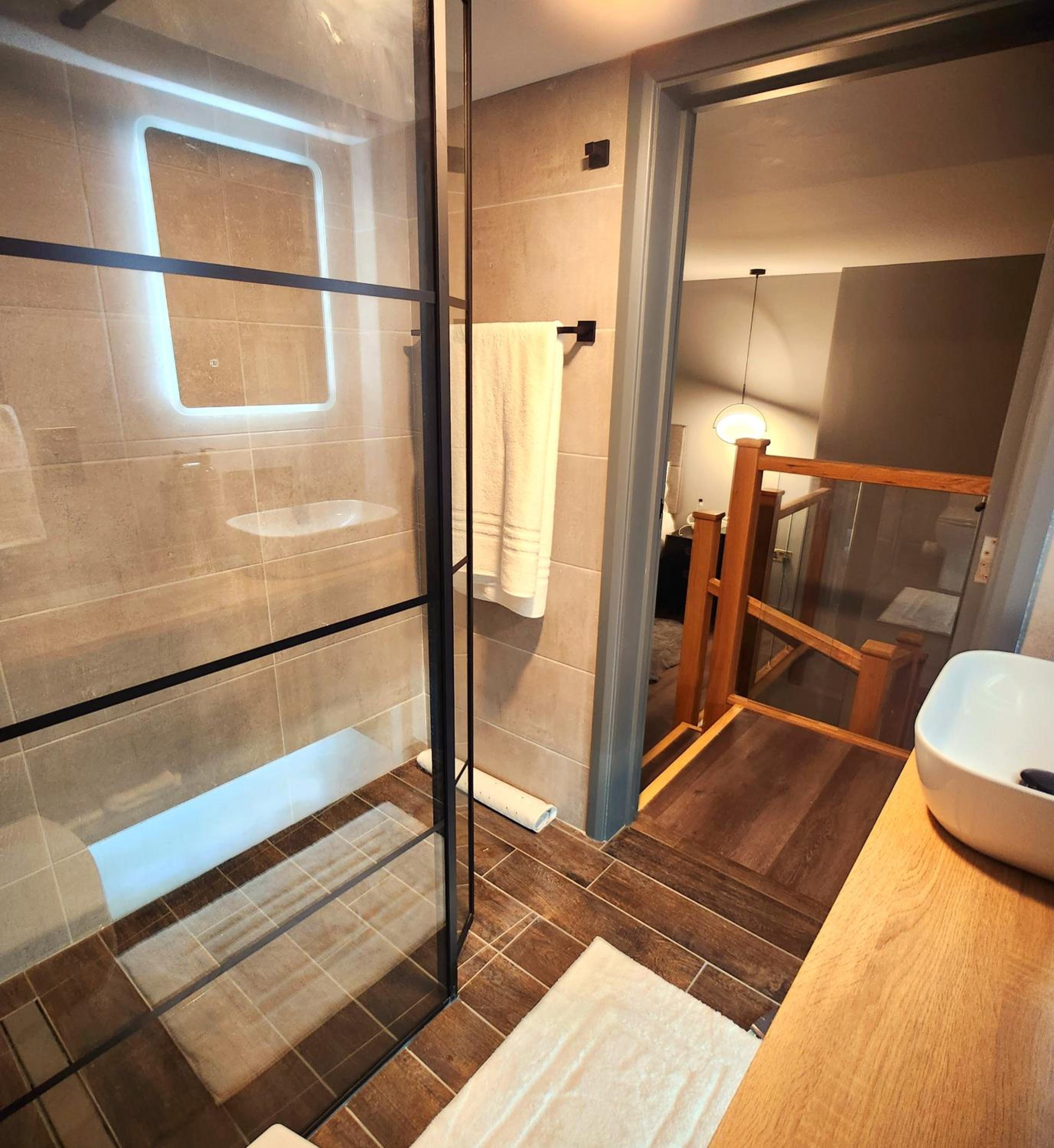 Family Suite - Photo 12