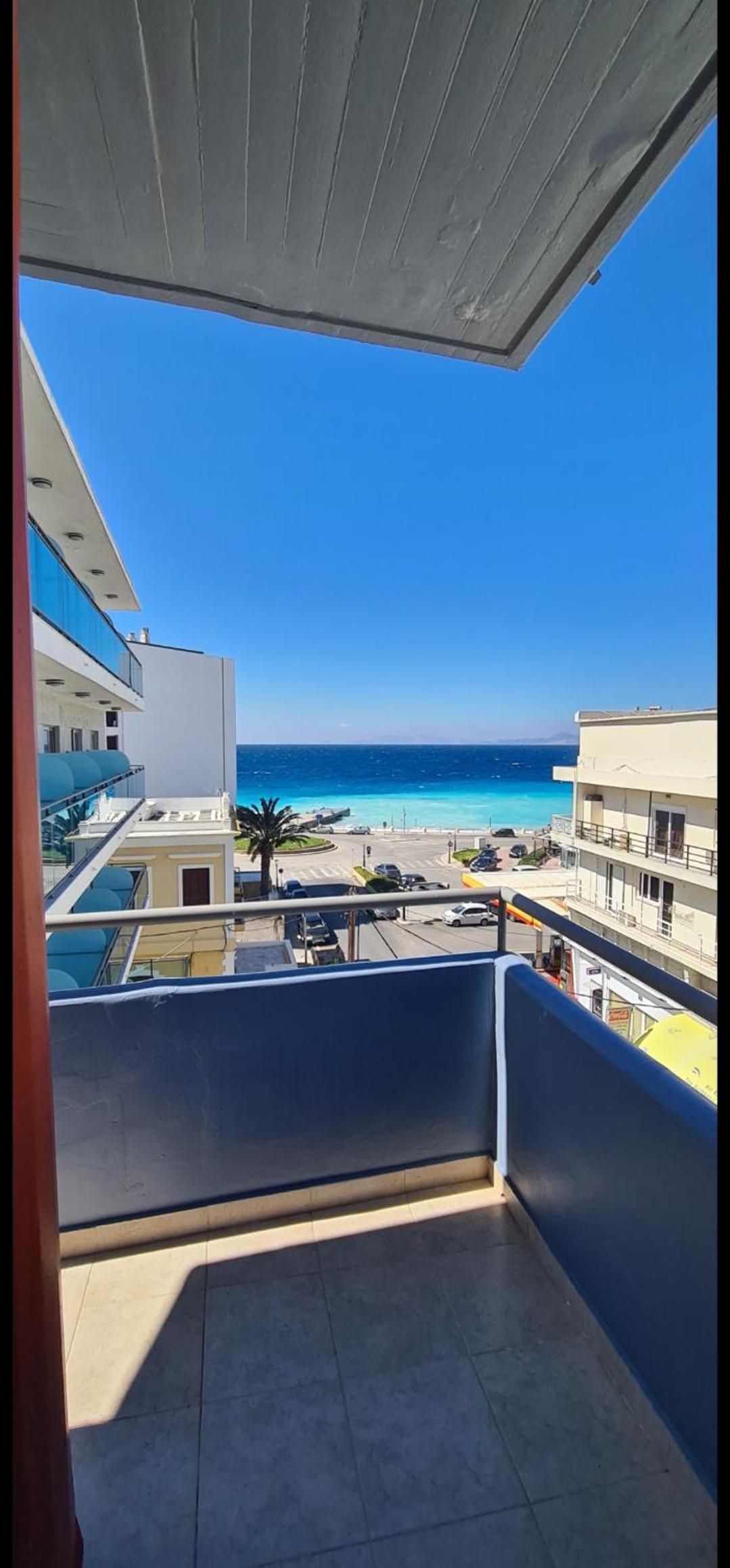 Apartment with Sea View photo 2