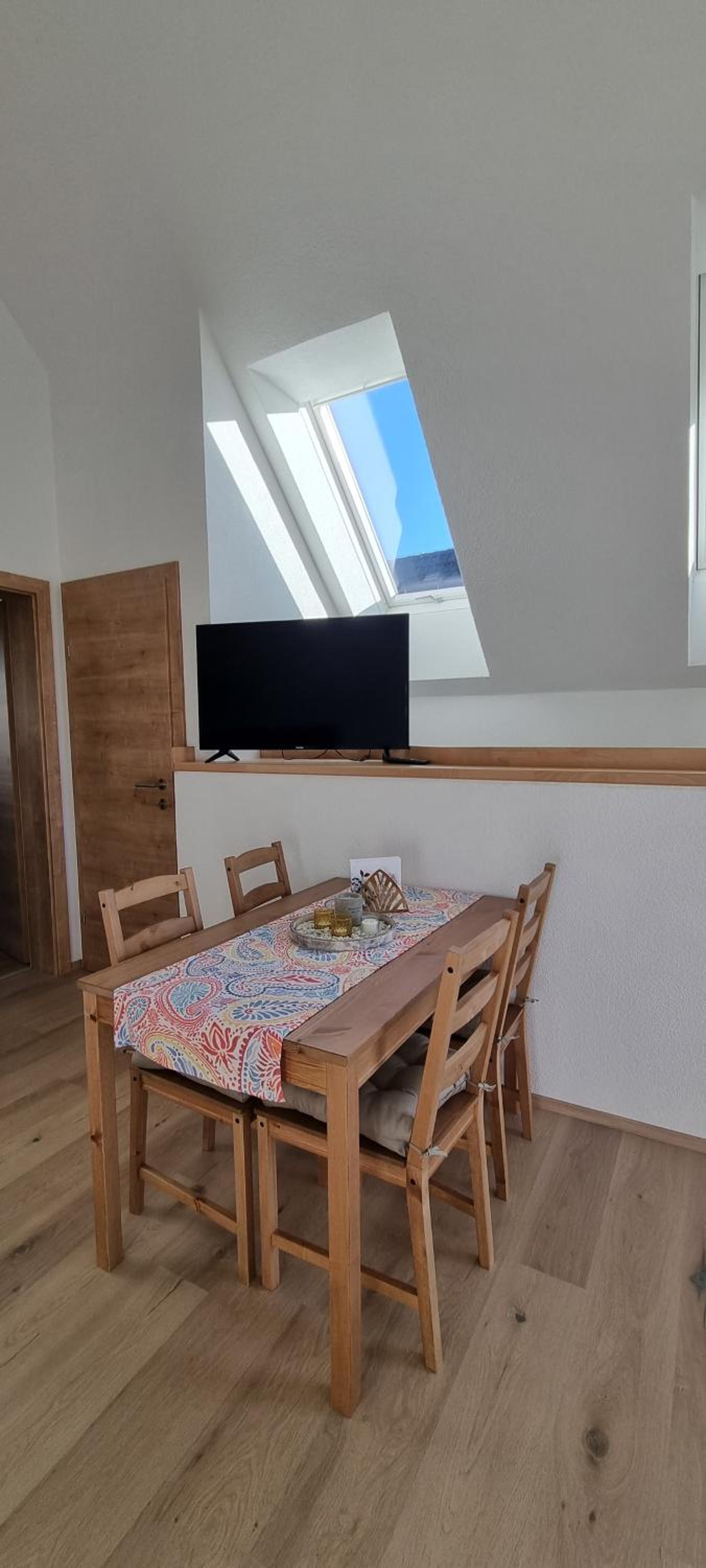One-Bedroom Apartment photo 3