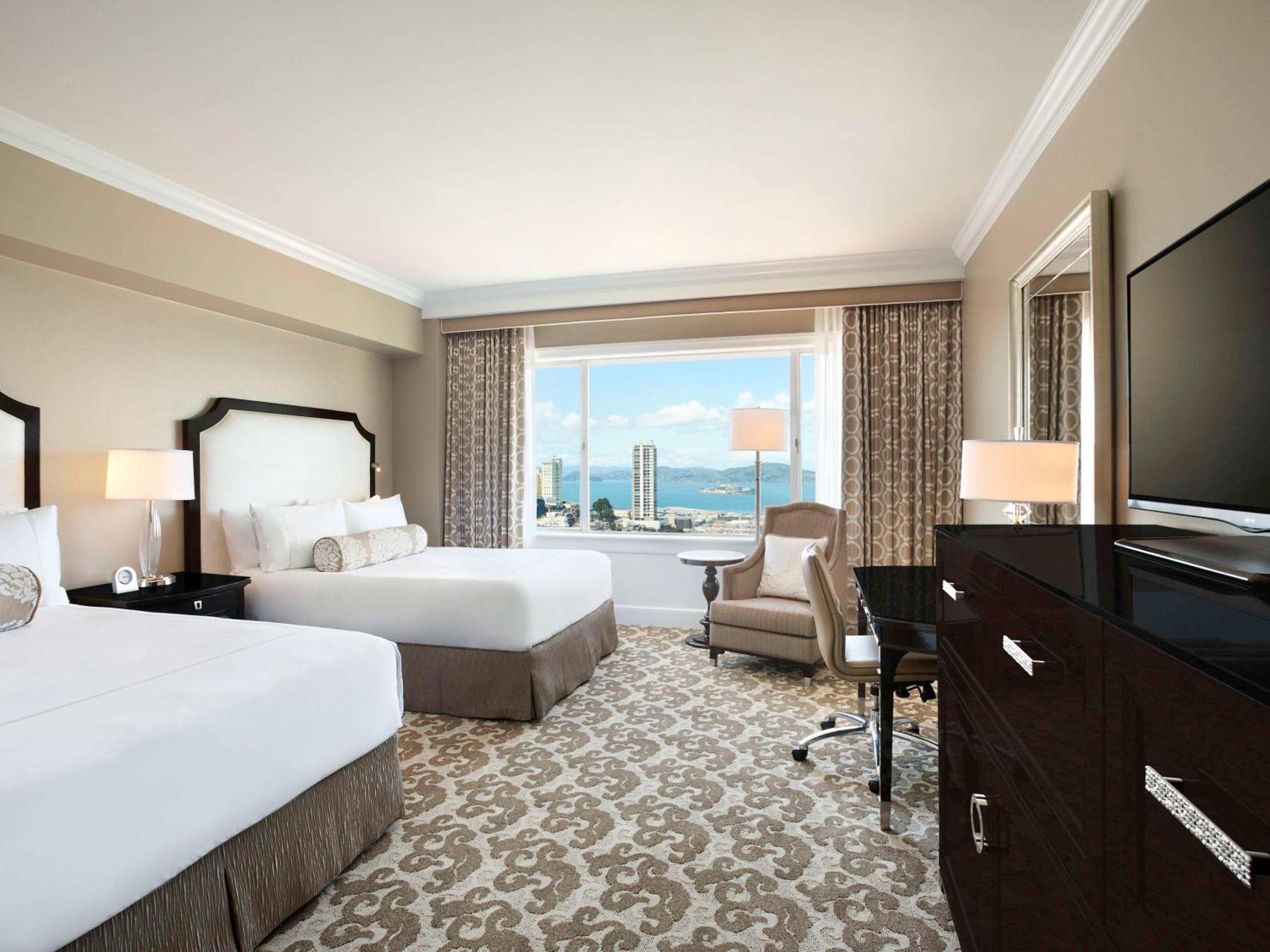 Signature Queen Room with Two Queen Beds and Skyline View - Photo 1