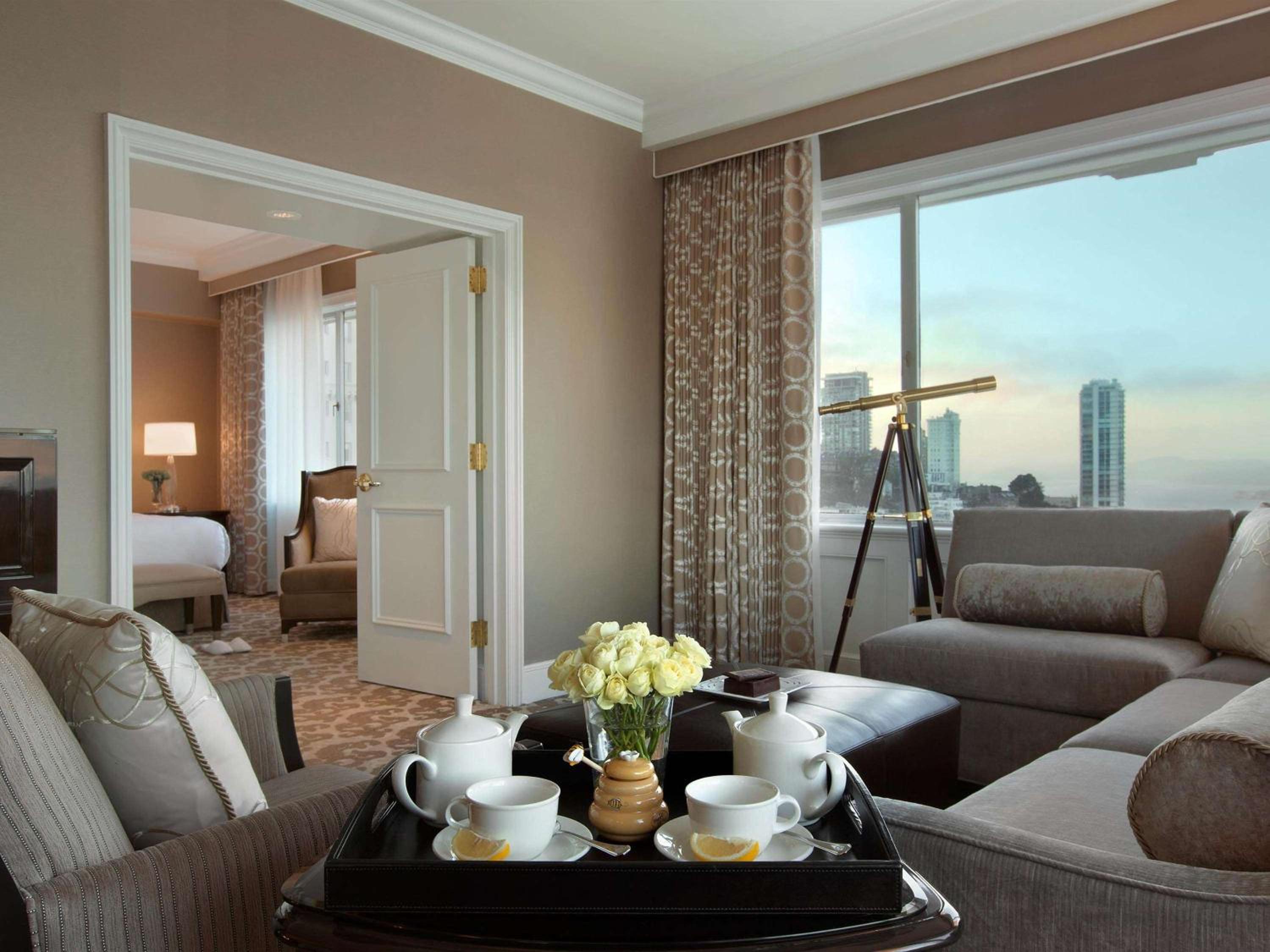 Signature King Suite with Sofa Bed and Bay View - Photo 1