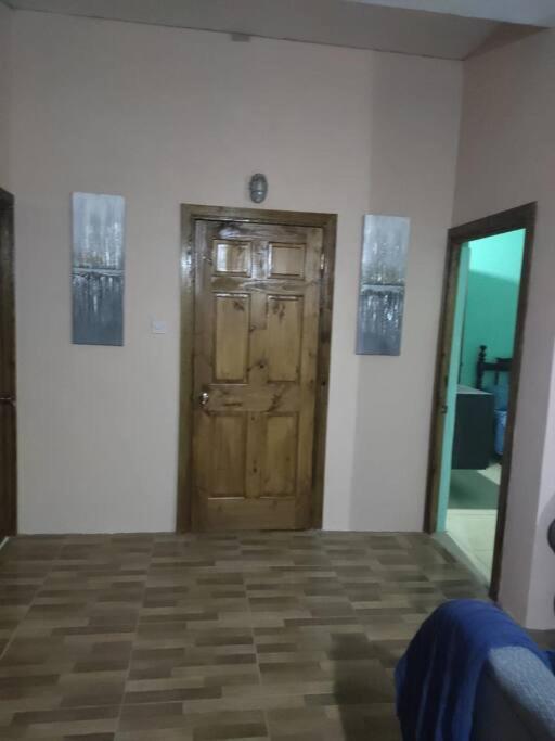 Two-Bedroom Apartment with Garden View photo 2