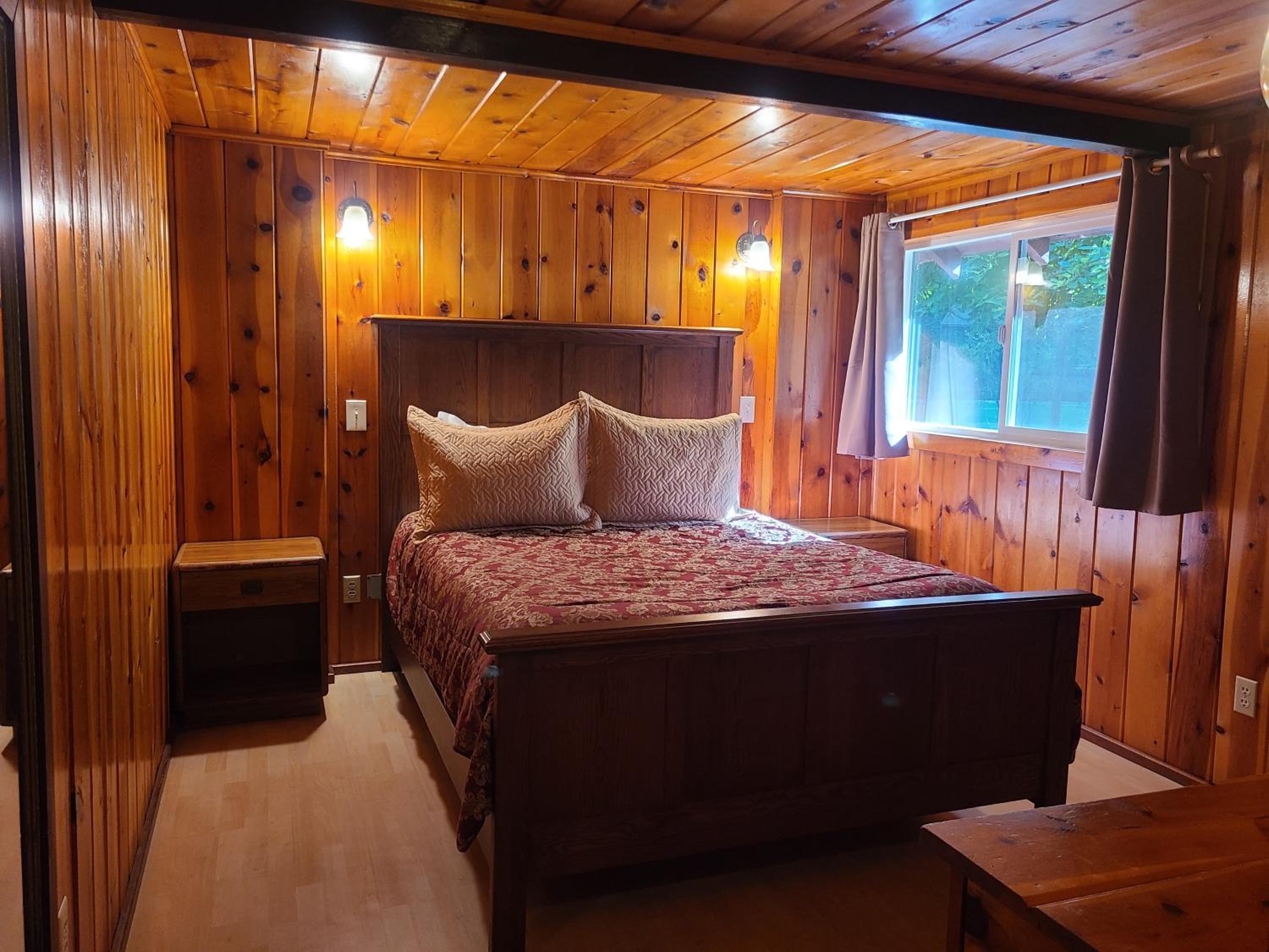 One-Bedroom Cabin (Cabin 11B)