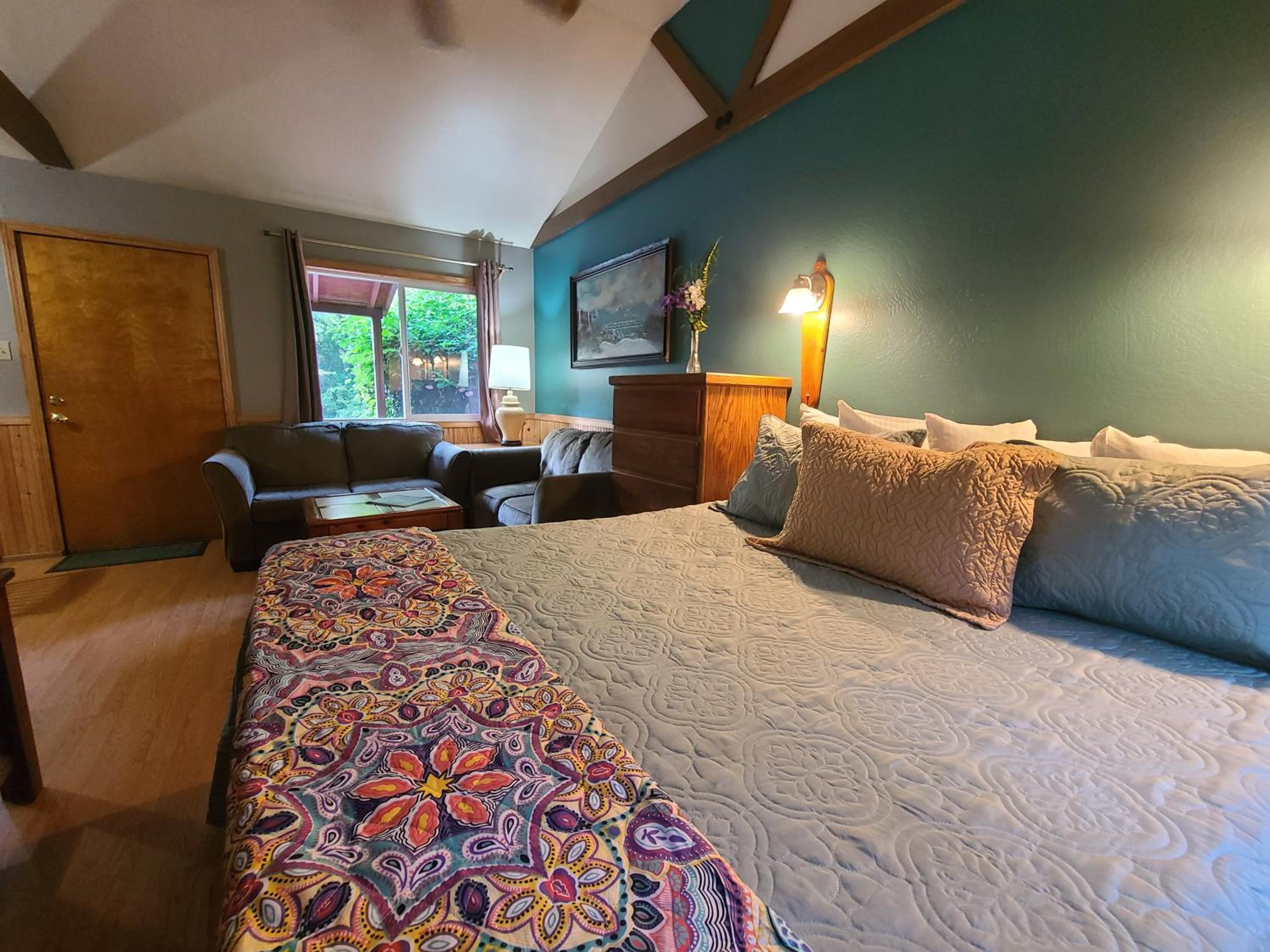 One Bedroom Family Cabin (Cabin 5)