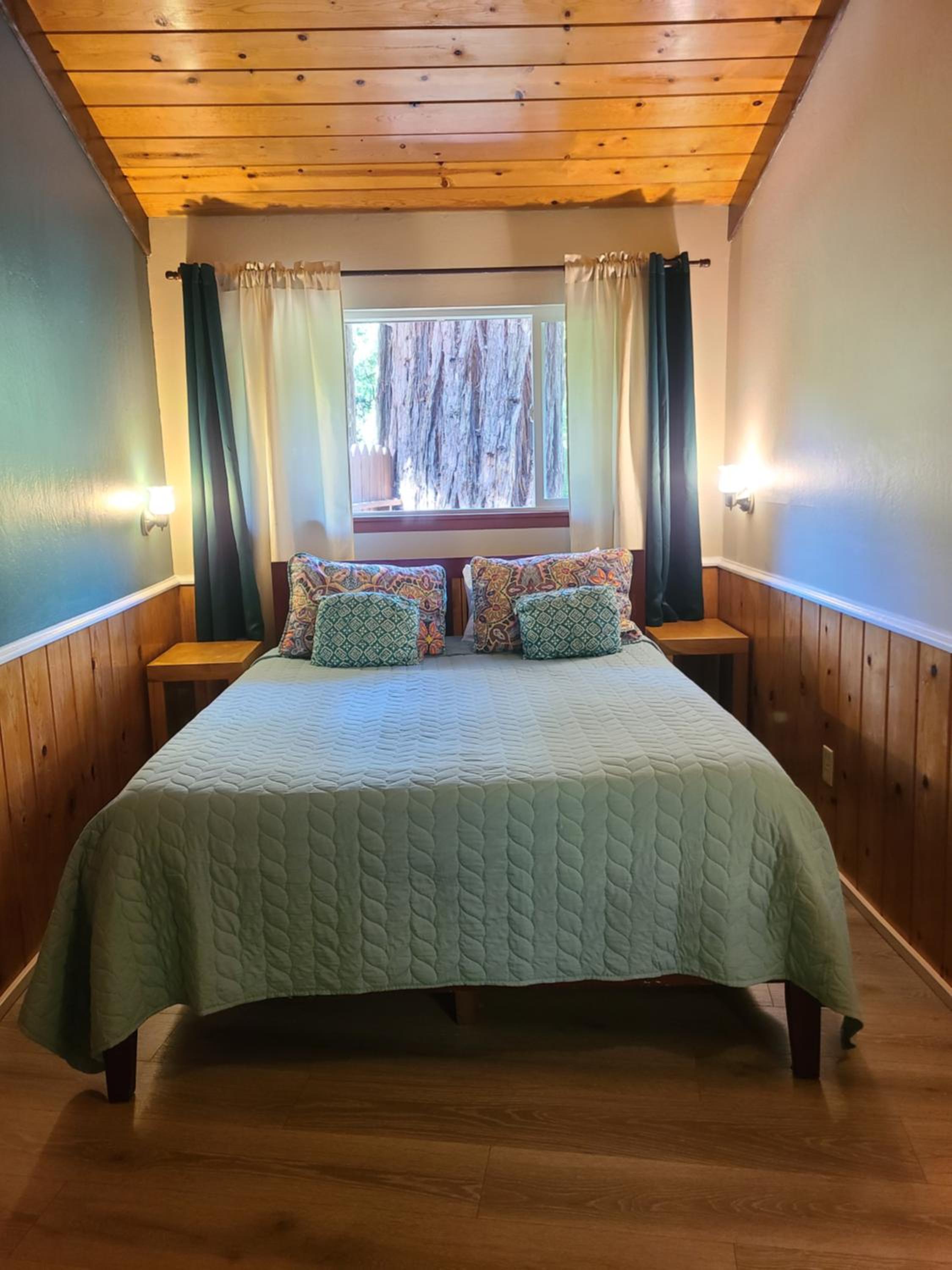 Two-Bedroom Cabin (Cabin 9)