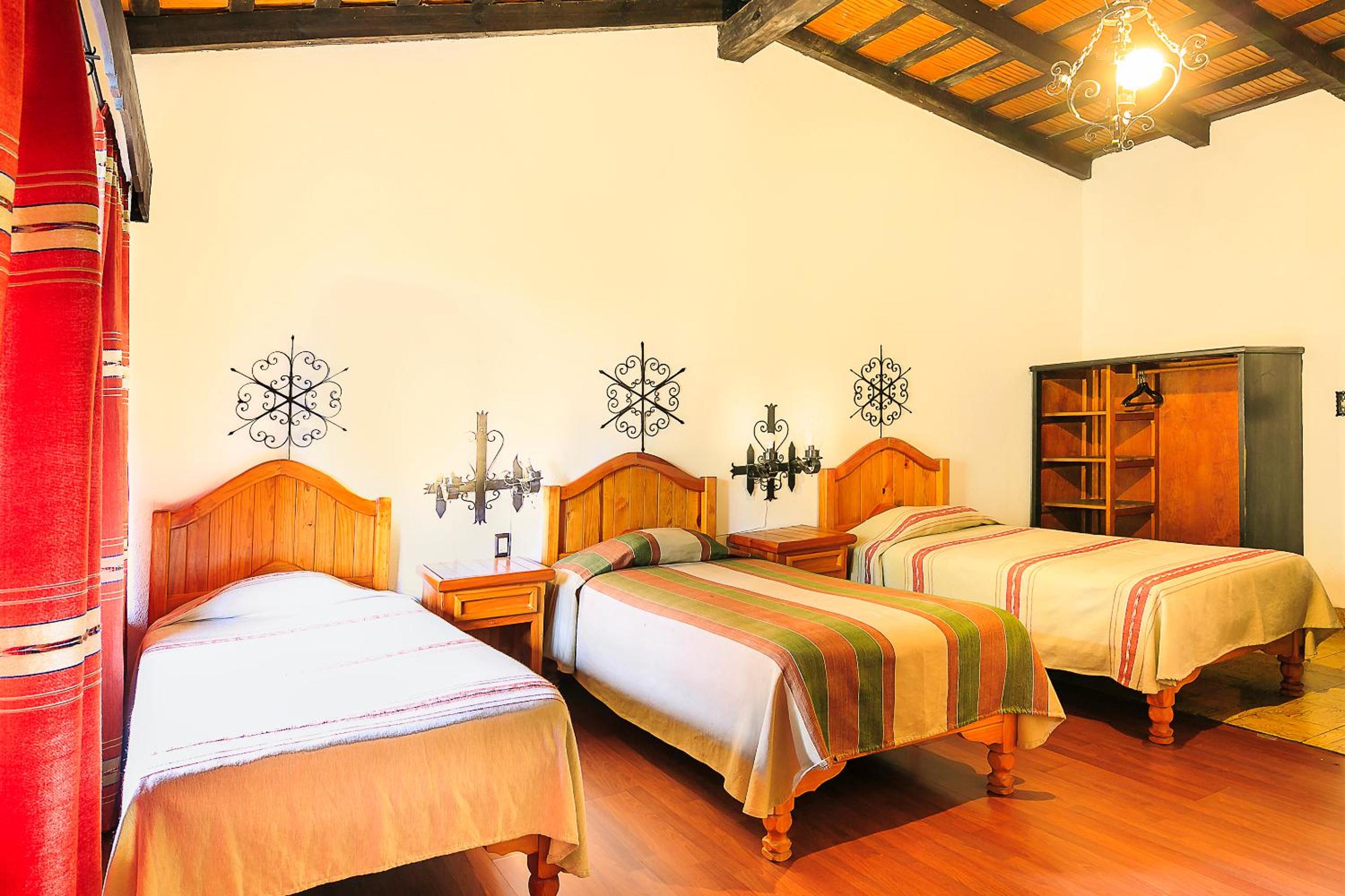 Basic Triple Room