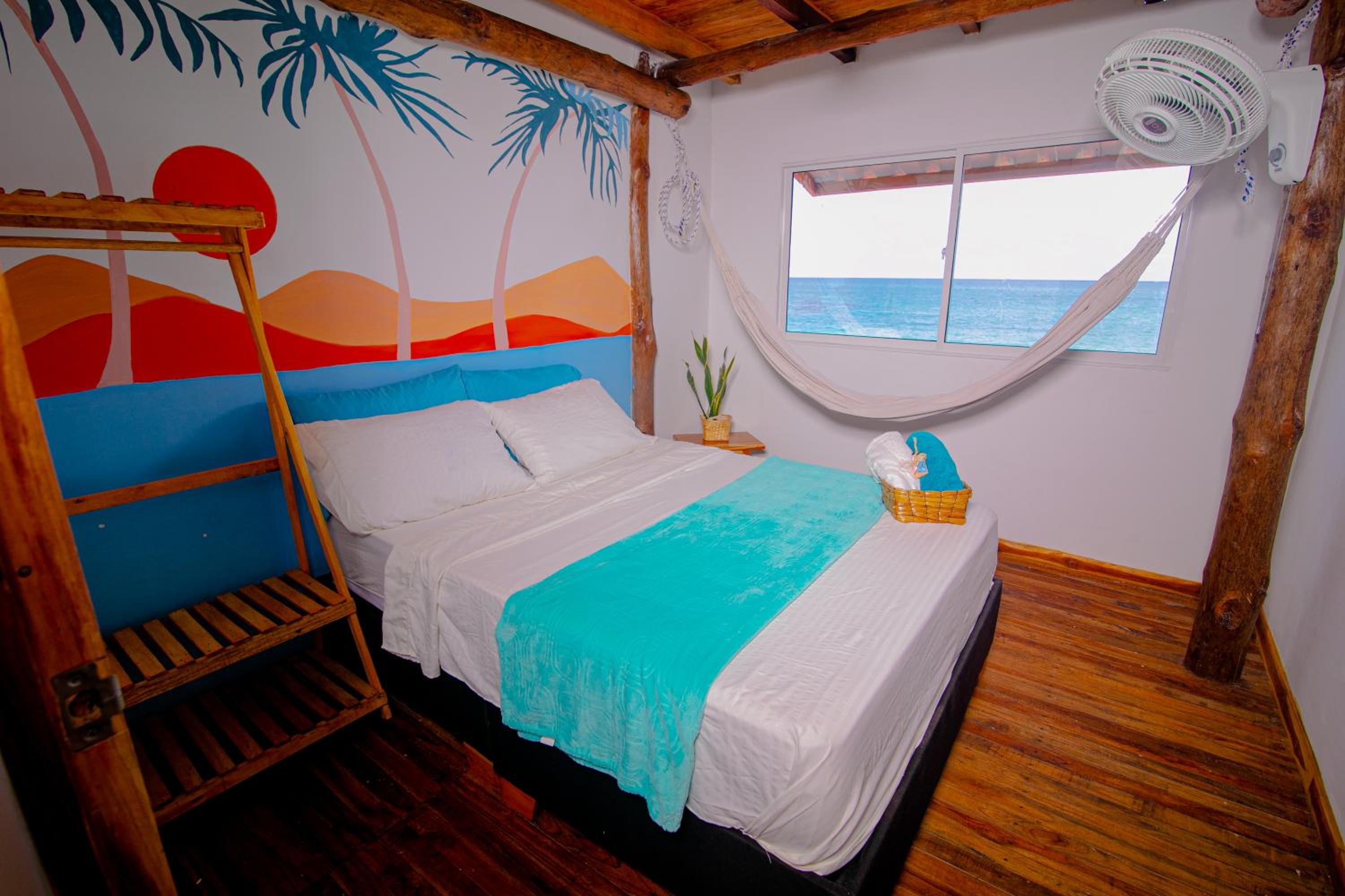 Deluxe Double Room with Sea View photo 2