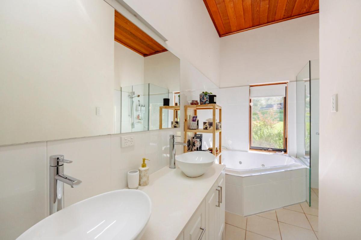 Deluxe Bungalow with Garden View photo 1