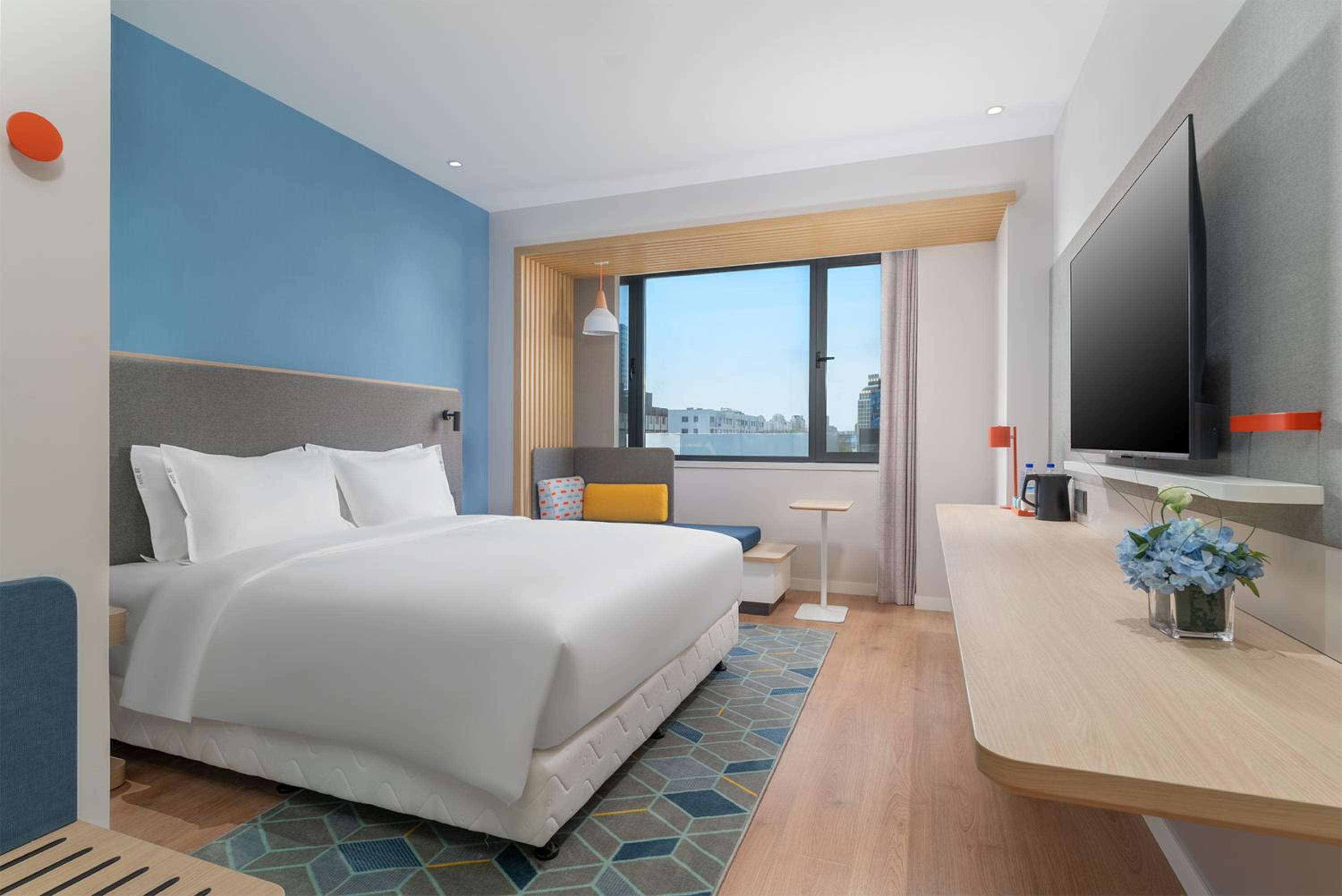 Standard King Room - Disability Access photo 1