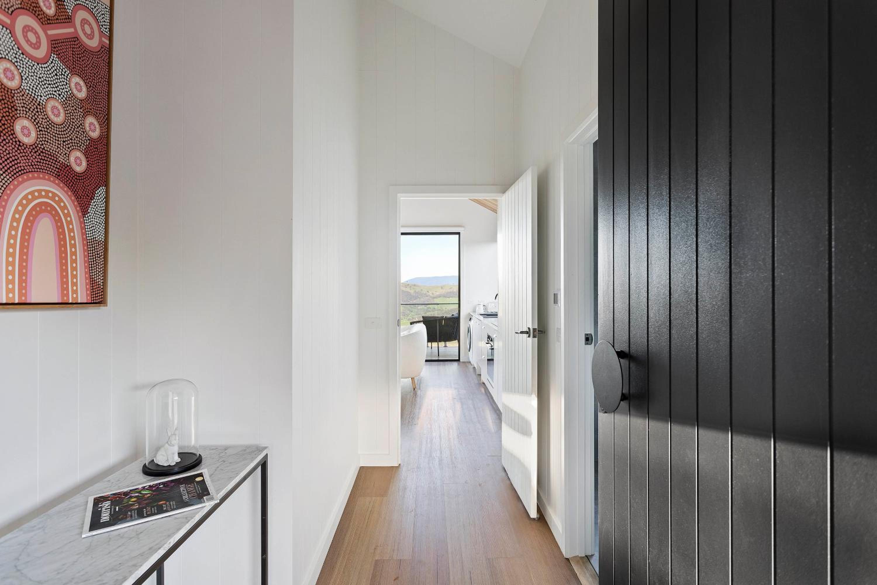 King Room with Mountain View photo 3