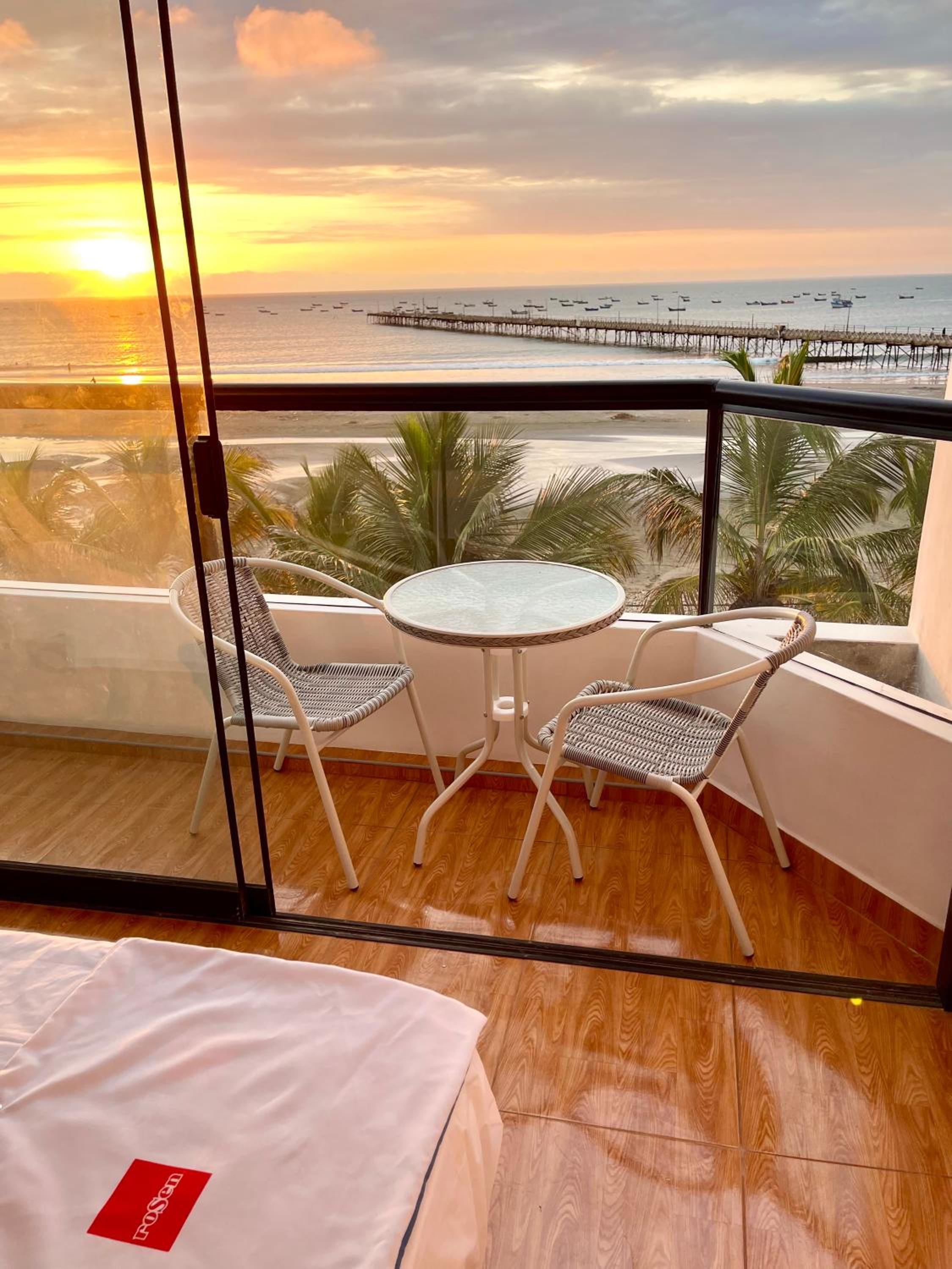 King Suite with Ocean View photo 2