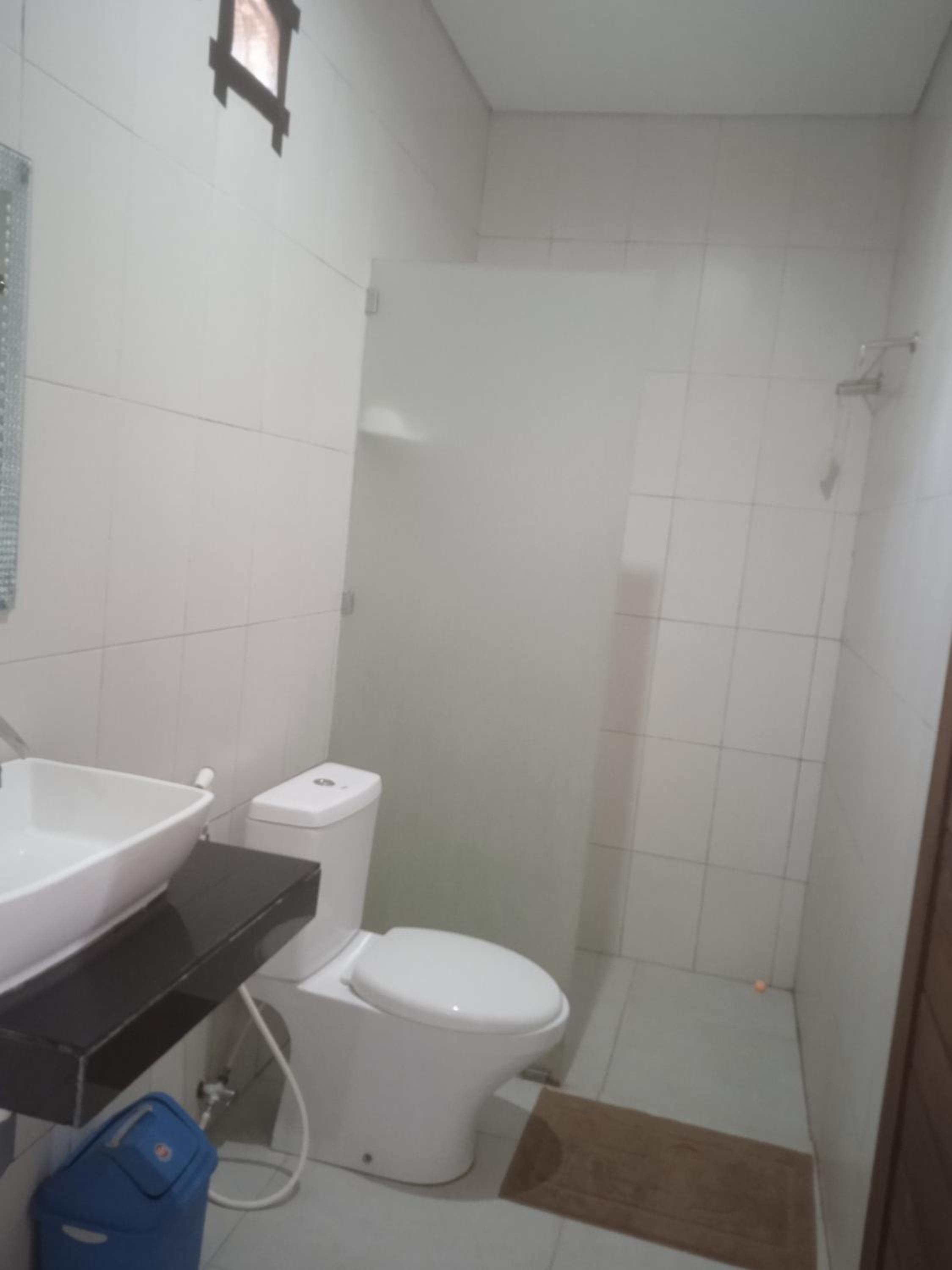 Budget Double Room - Photo 8