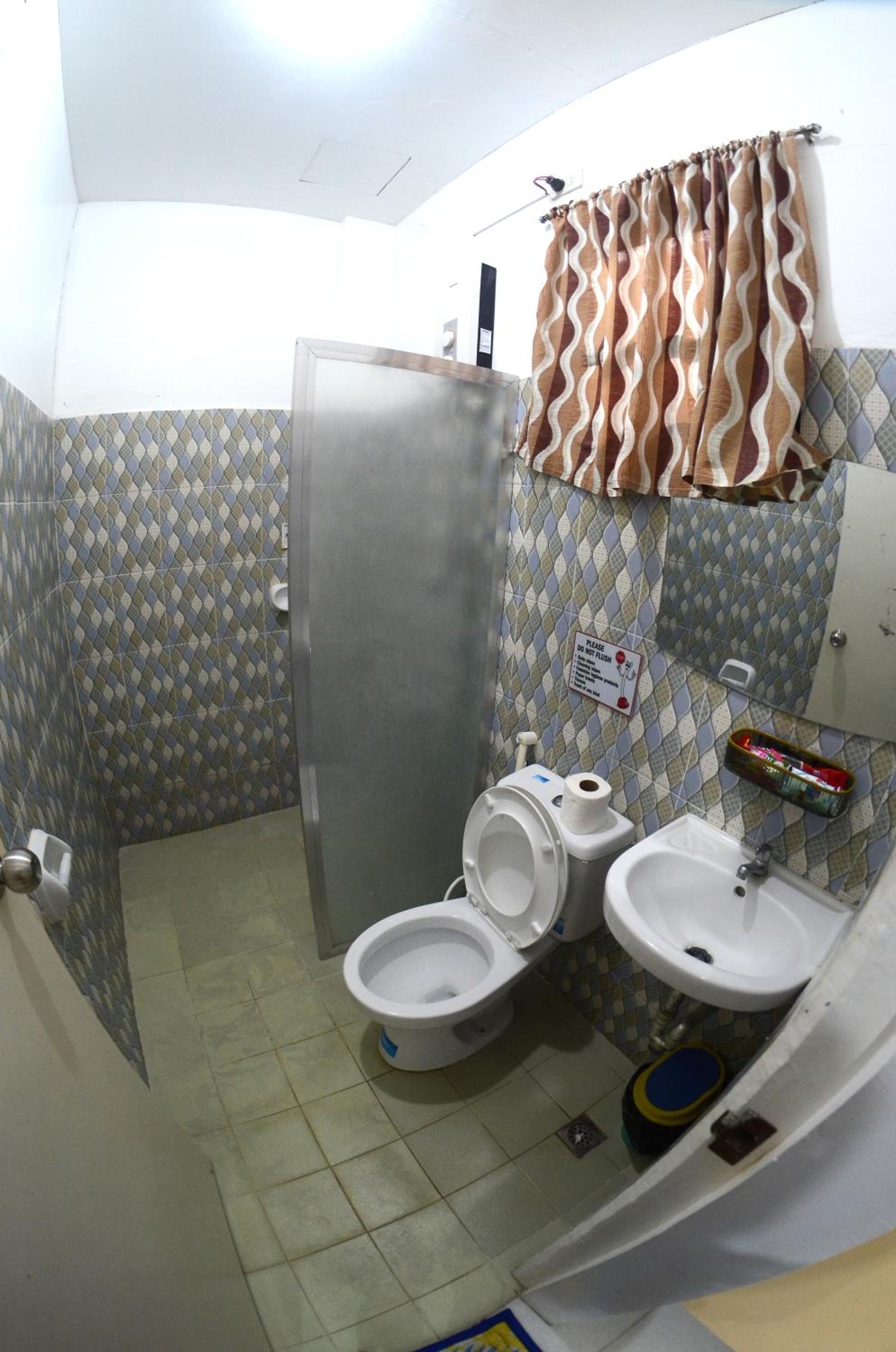 Double Room With Private Bathroom photo 2