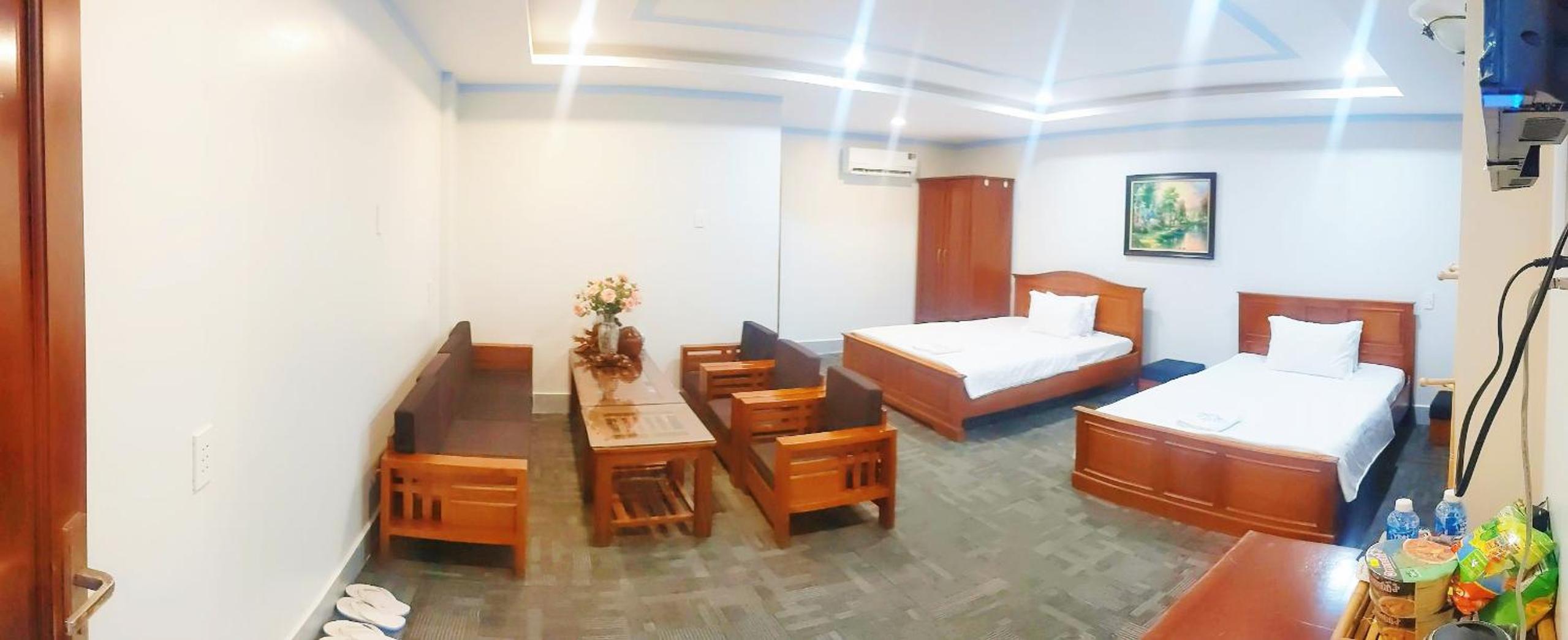 Twin Room with Mountain View
