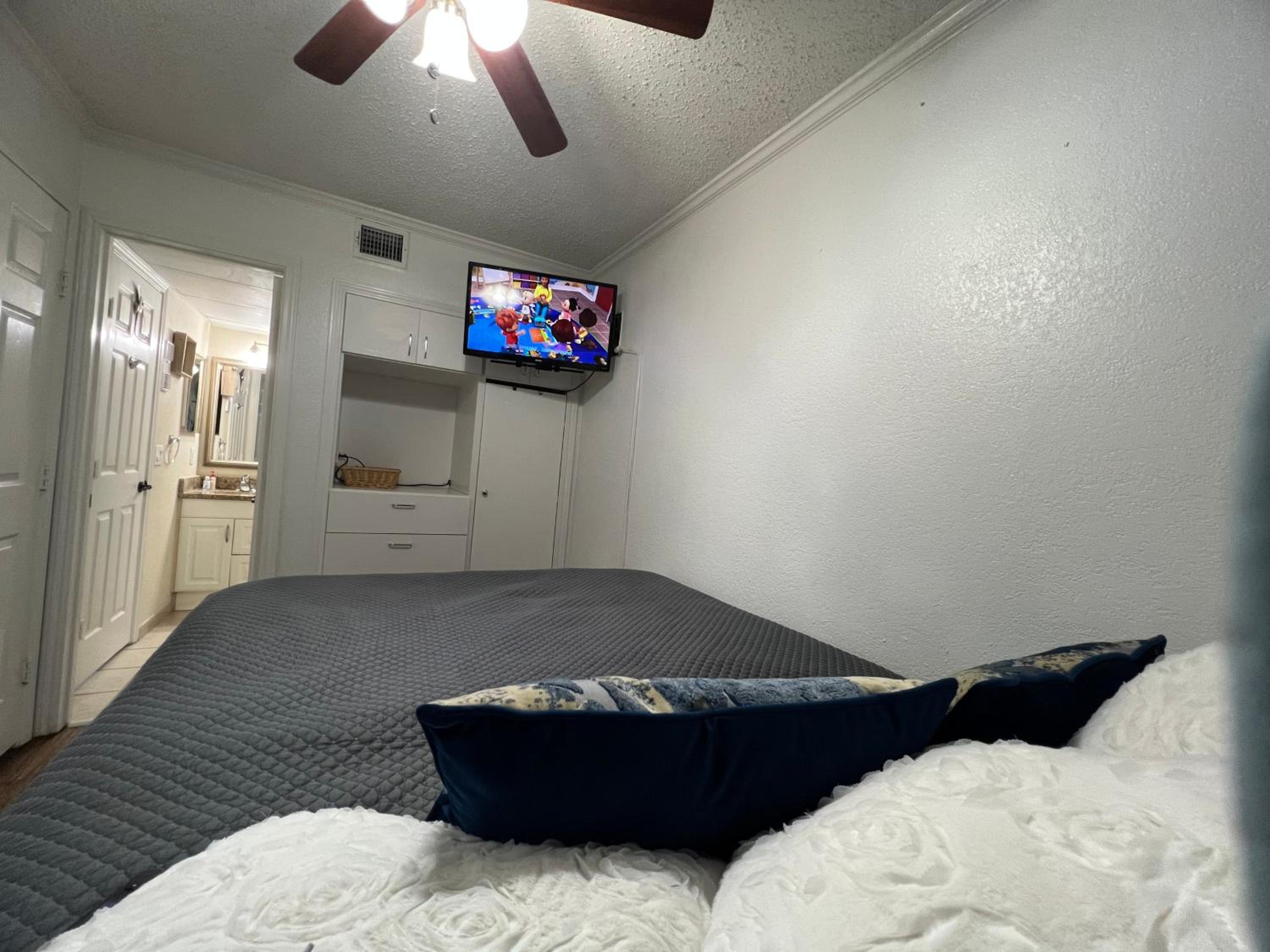 Deluxe Double Room with Balcony and Sea View photo 2