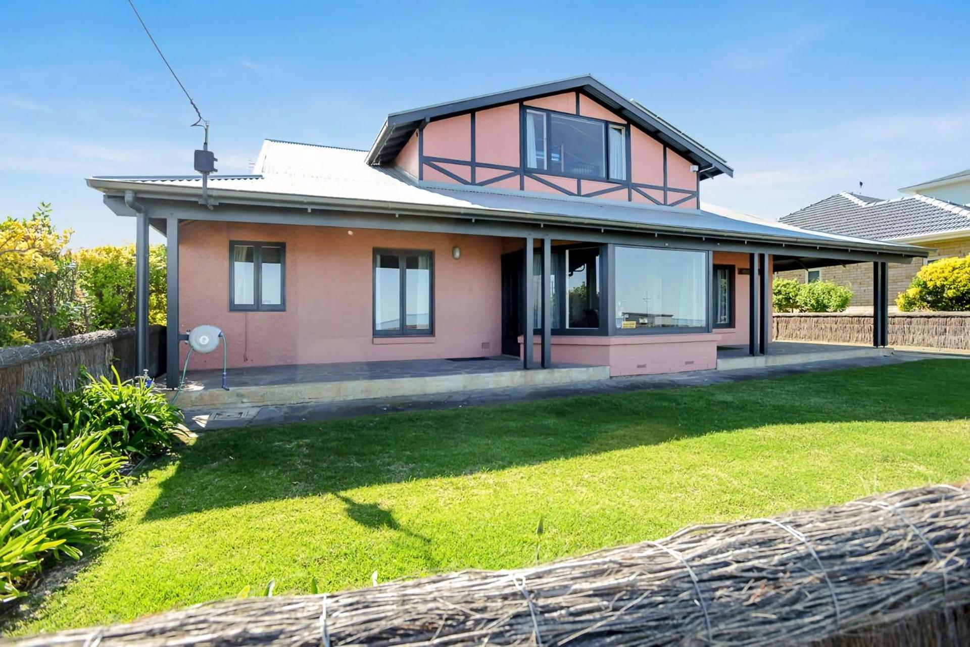 Holiday Home photo 3