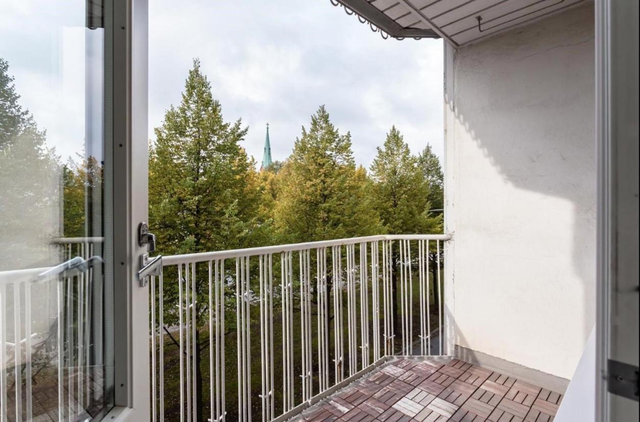Apartment with Balcony - Photo 17