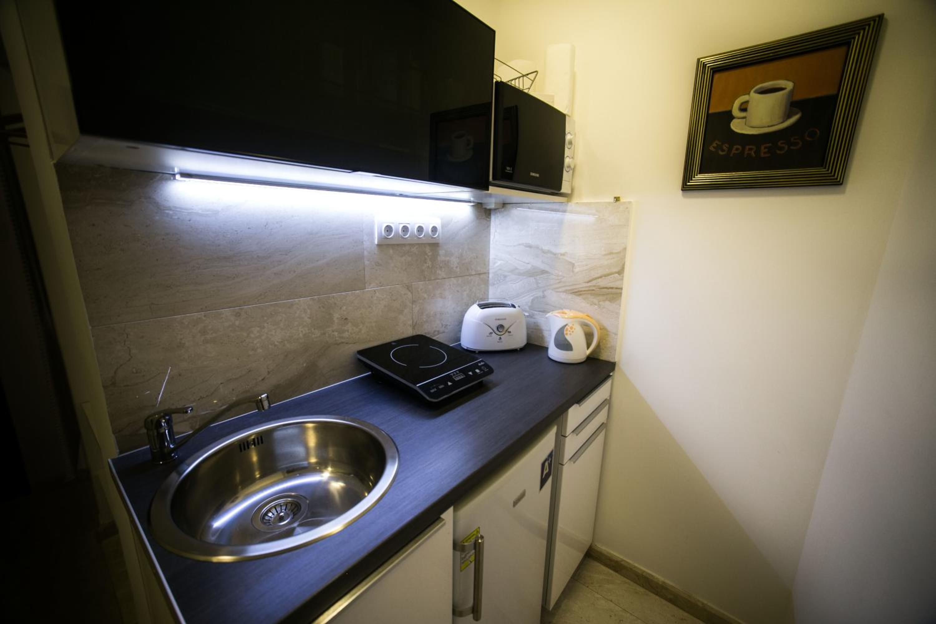Apartment with Terrace - Photo 51