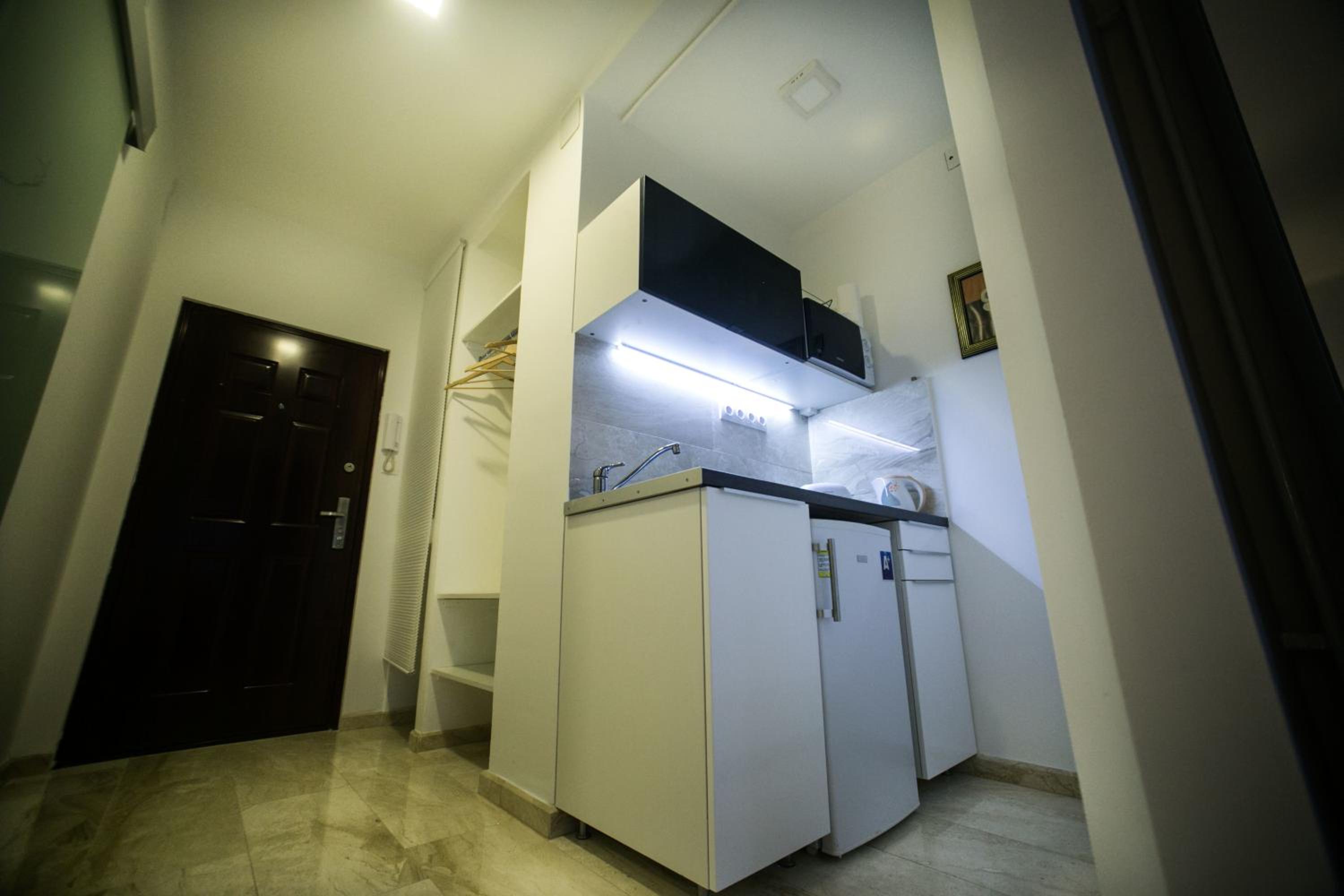 Apartment with Terrace - Photo 49