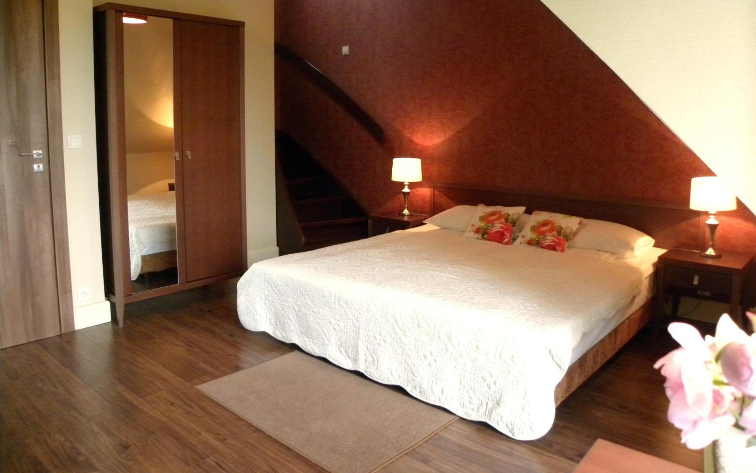 Duplex Quadruple Room - Photo 1