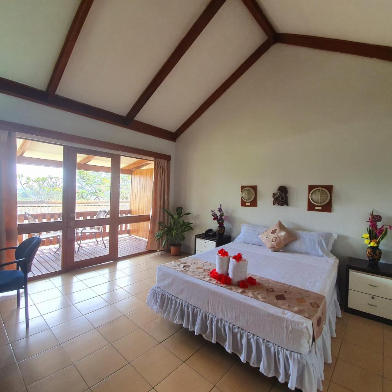 Double Room with Balcony and Sea View