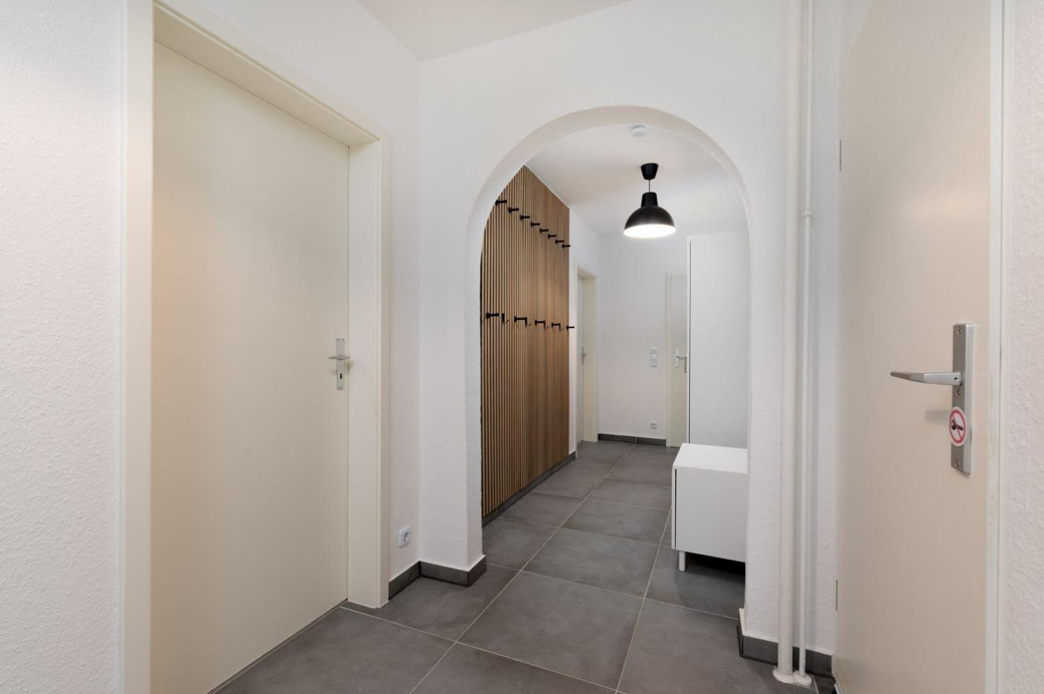 Apartment photo 2
