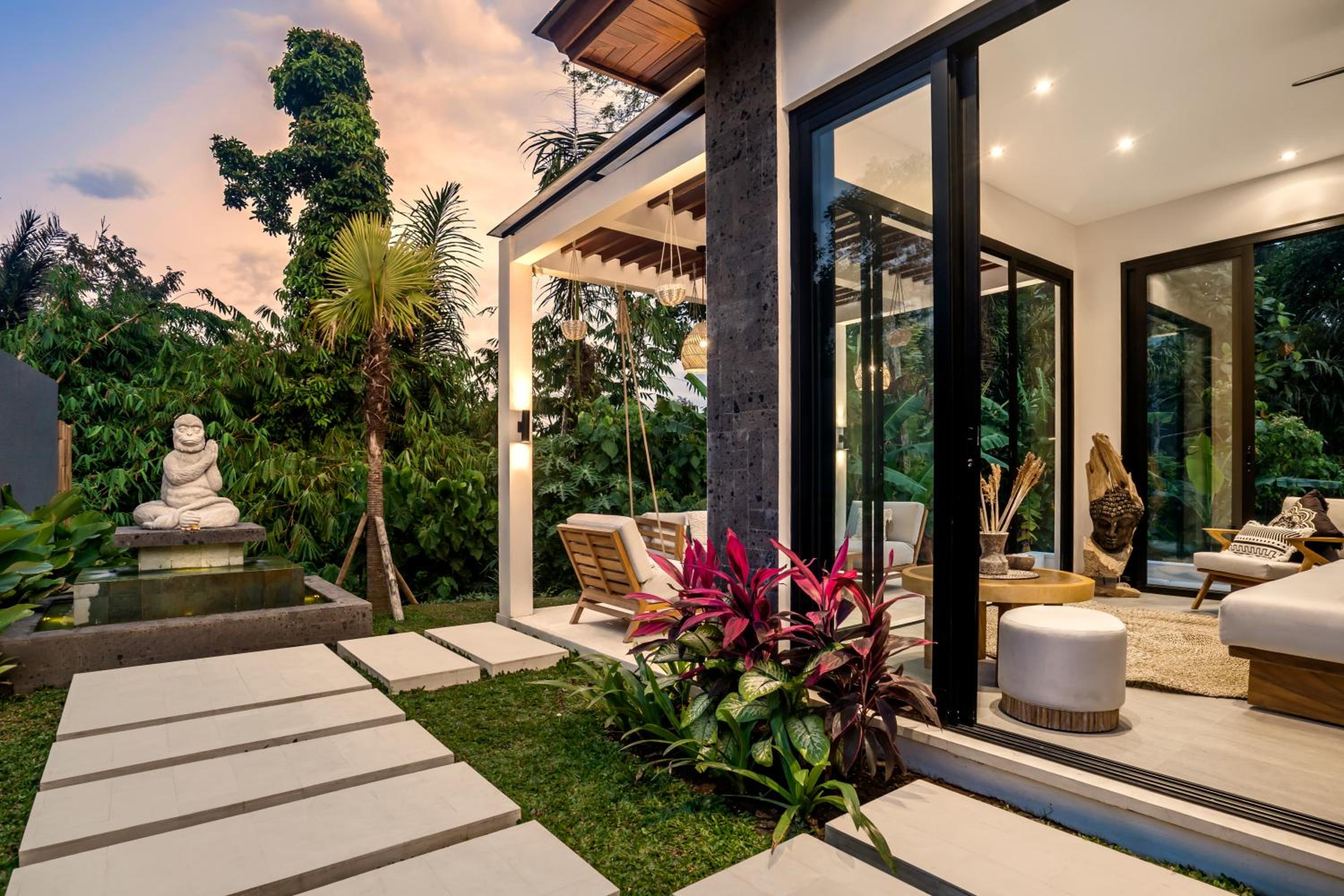 Two-Bedroom Villa - Photo 18