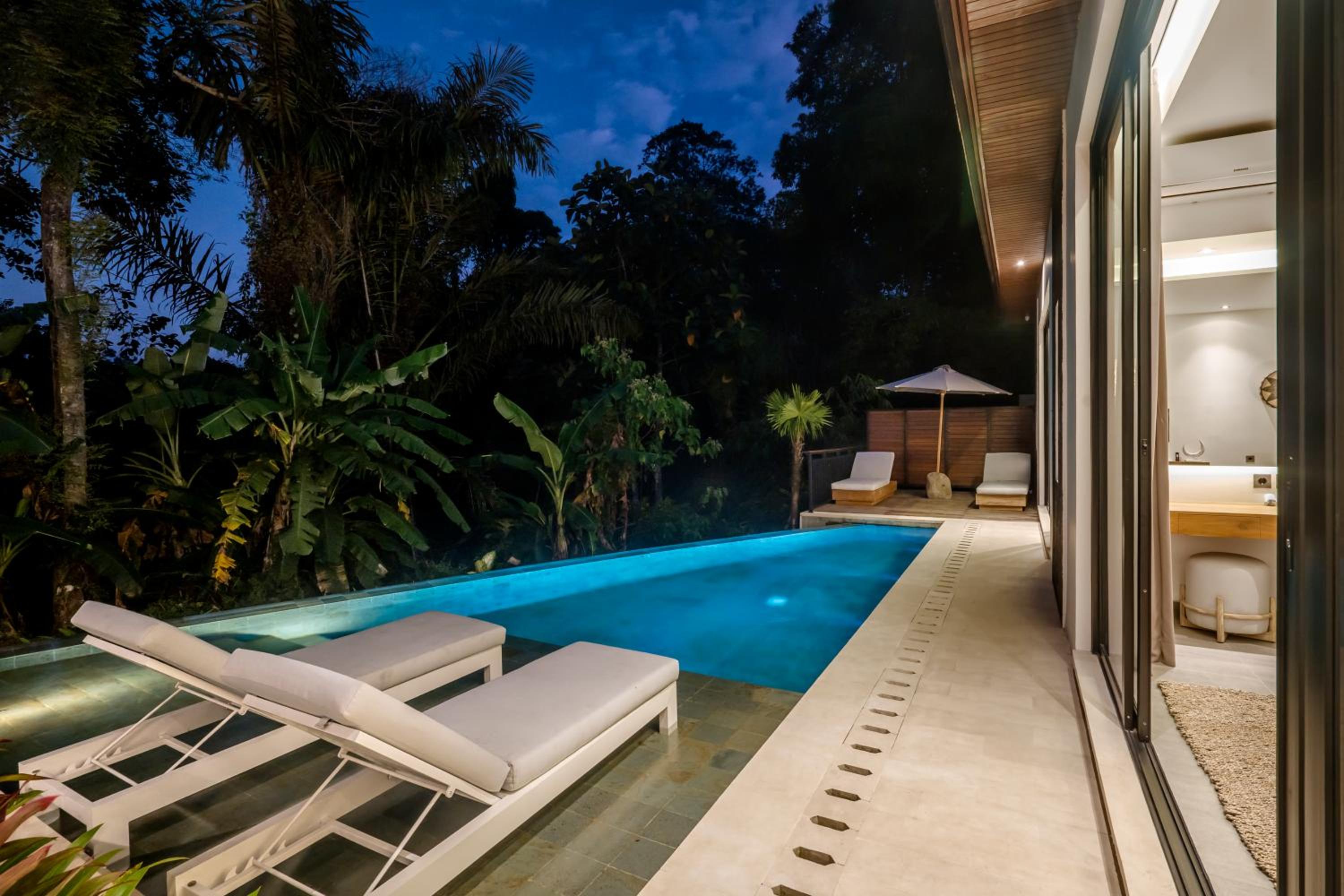 Two-Bedroom Villa - Photo 14