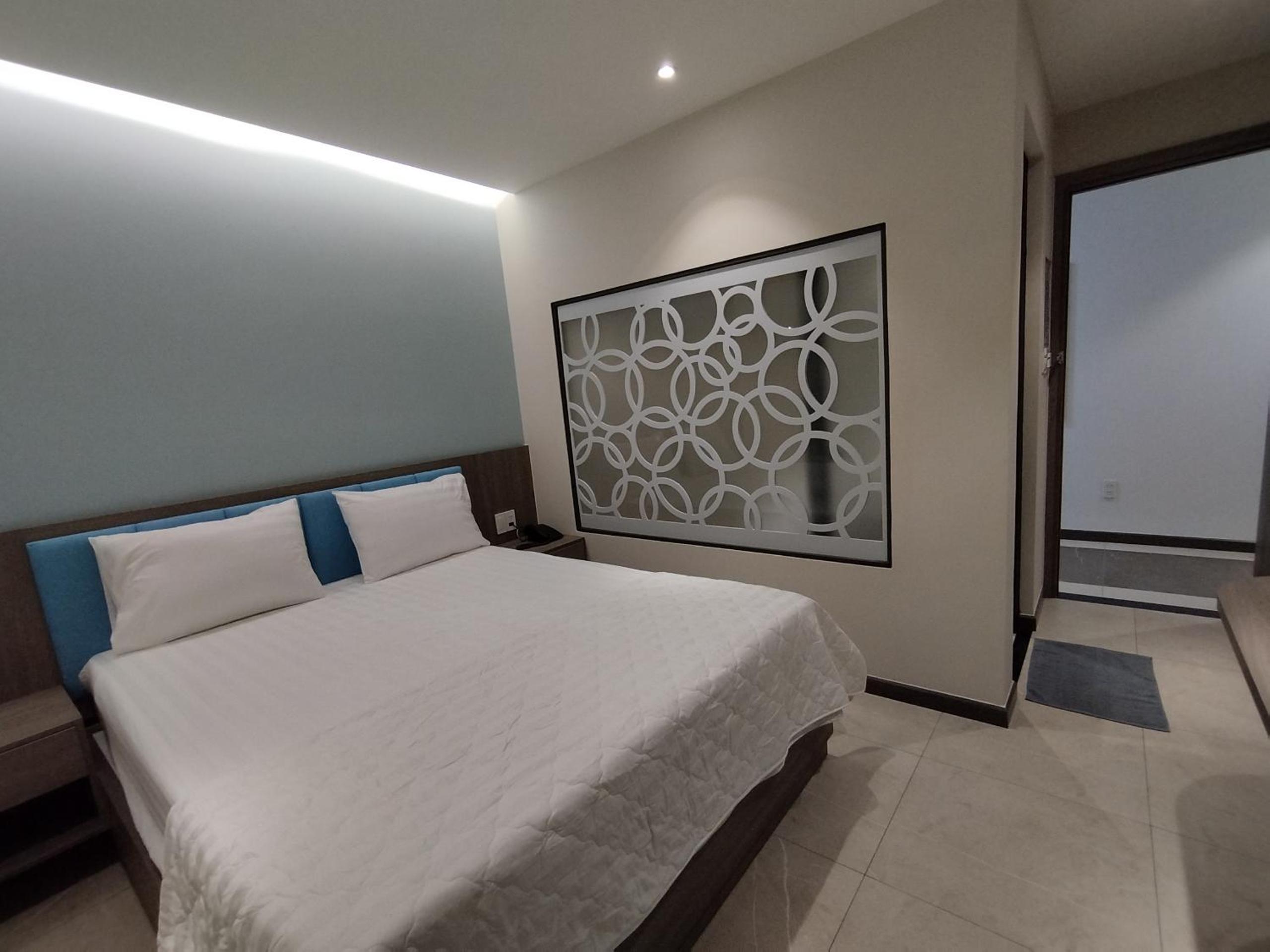 Economy Double Room photo 2
