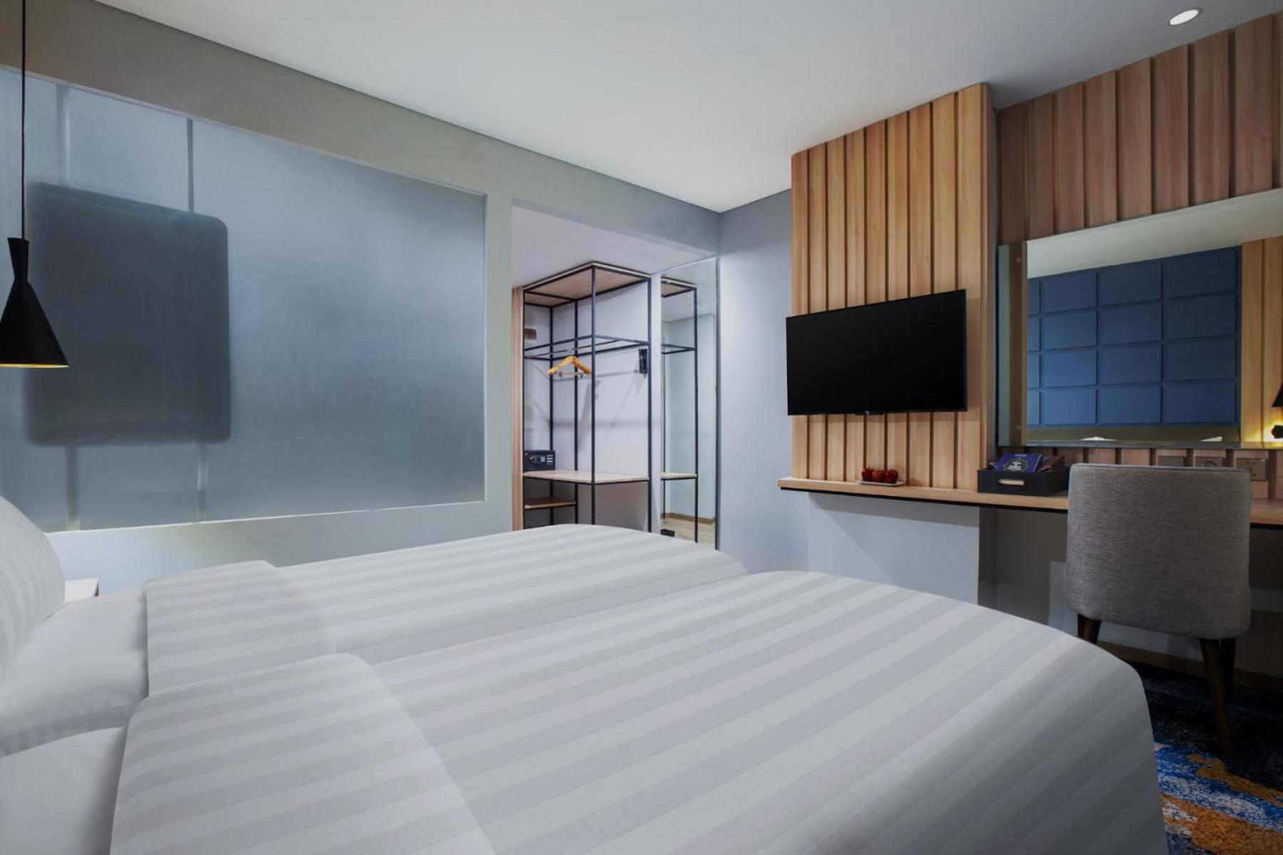 Deluxe Room - Photo 4