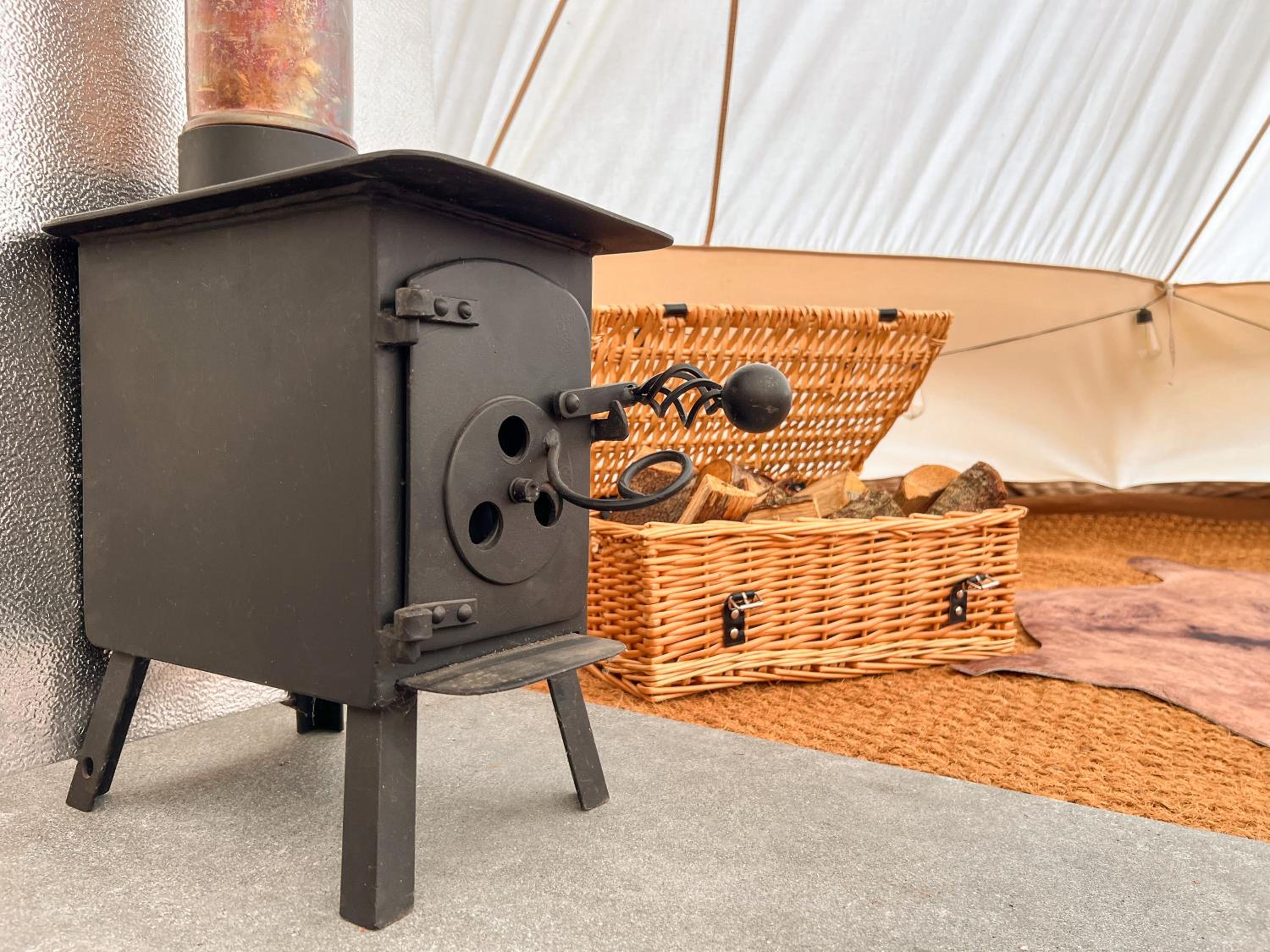 Tent With Stove - Not Suitable For Children photo 3