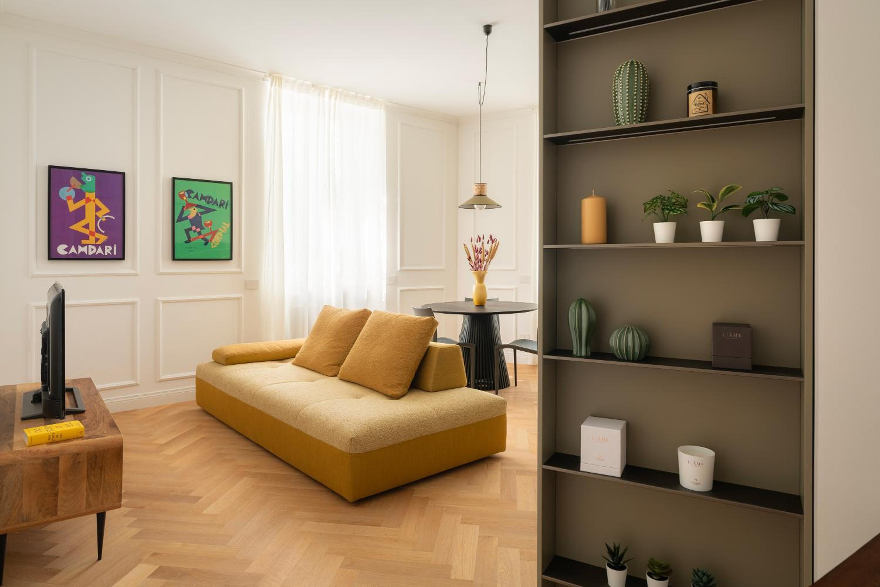 One-Bedroom Apartment