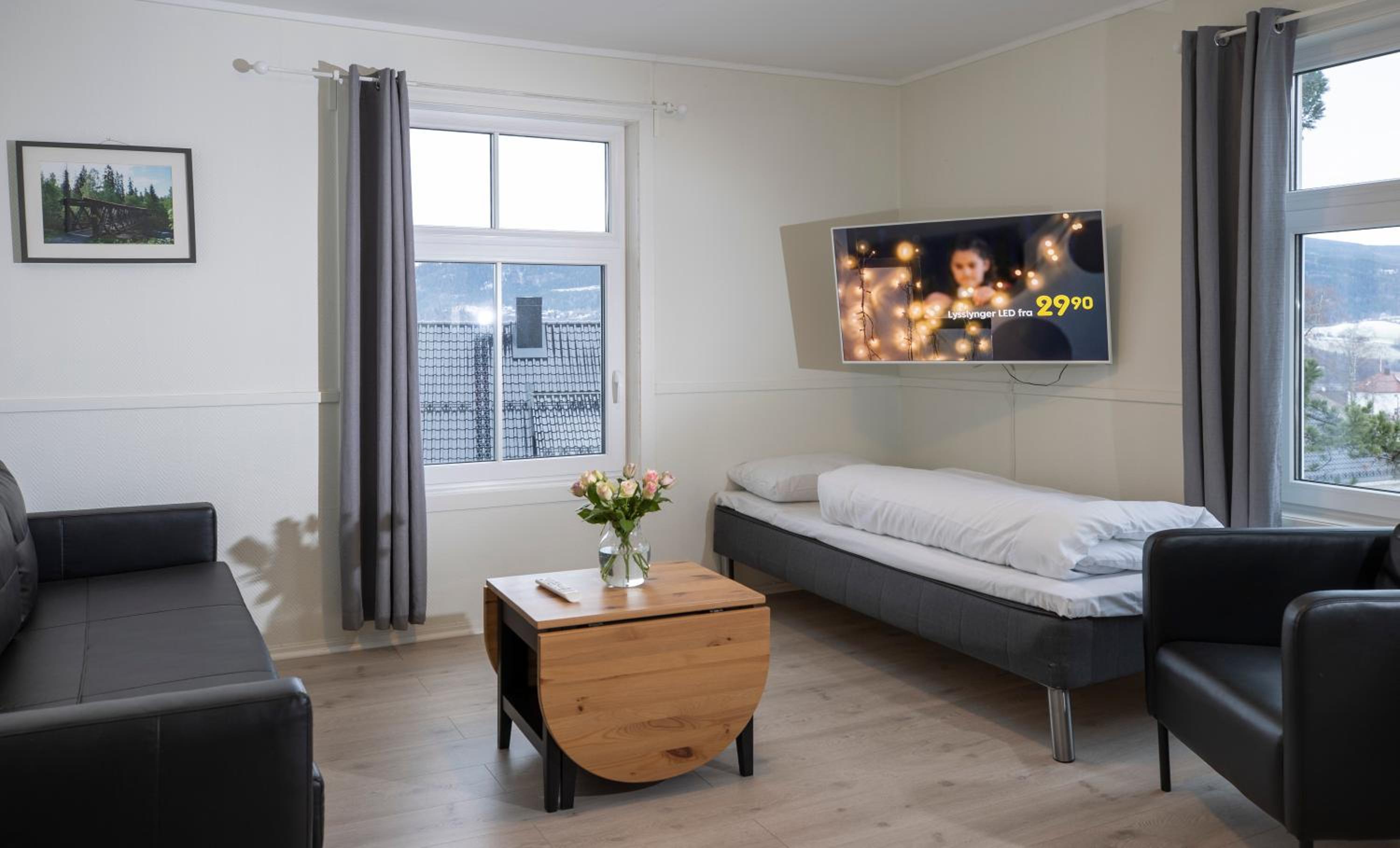 Apartment photo 1