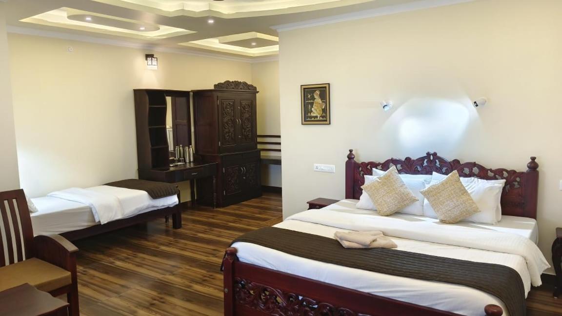Superior Triple Room With Sea View - Photo 1