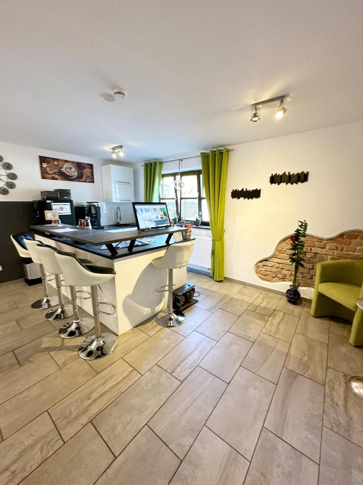 Apartment photo 3